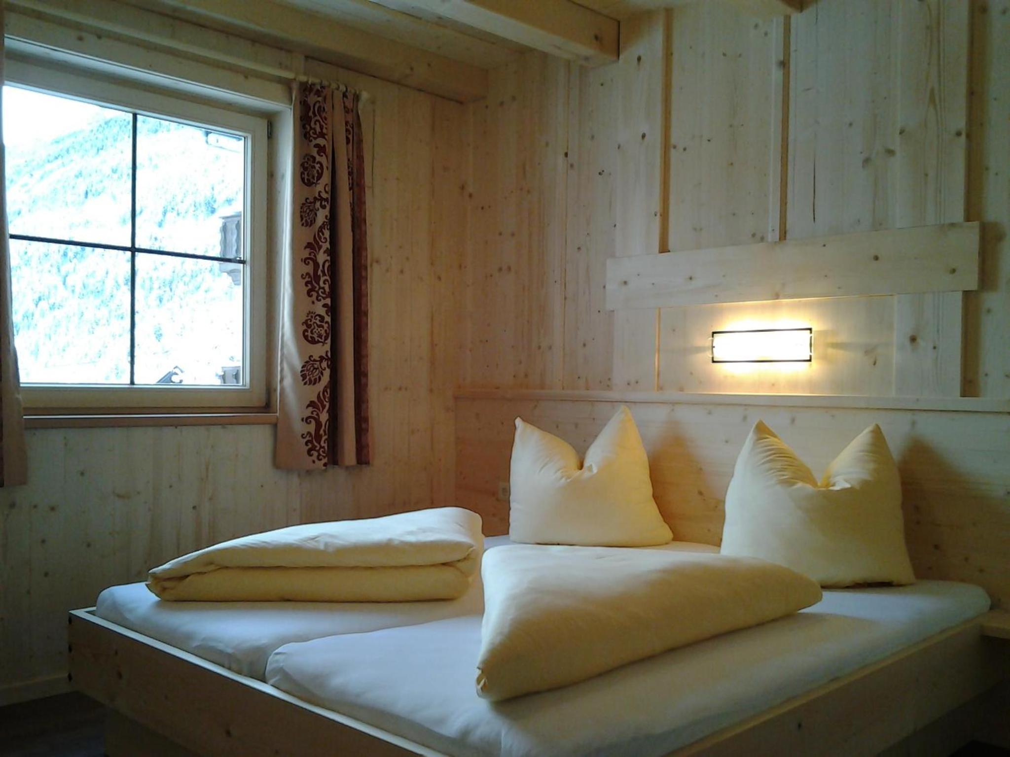 Alois & Elisabeth, Chalet
