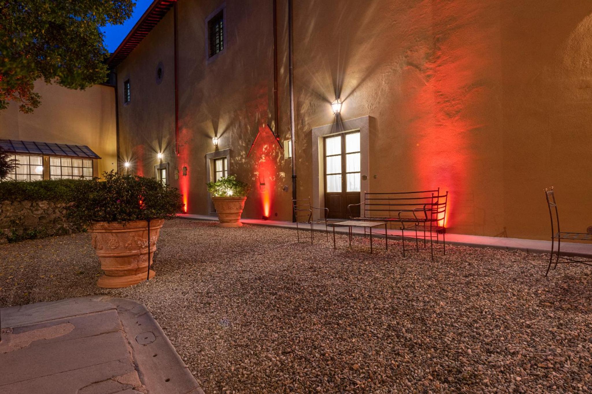 Apartments Florence - Dragomanni Loft with patio