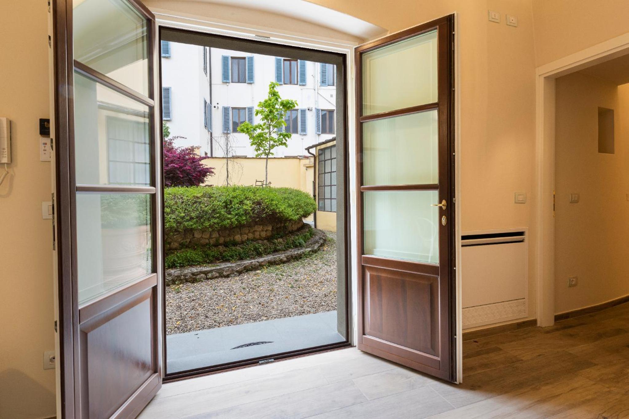 Apartments Florence - Dragomanni Loft with patio