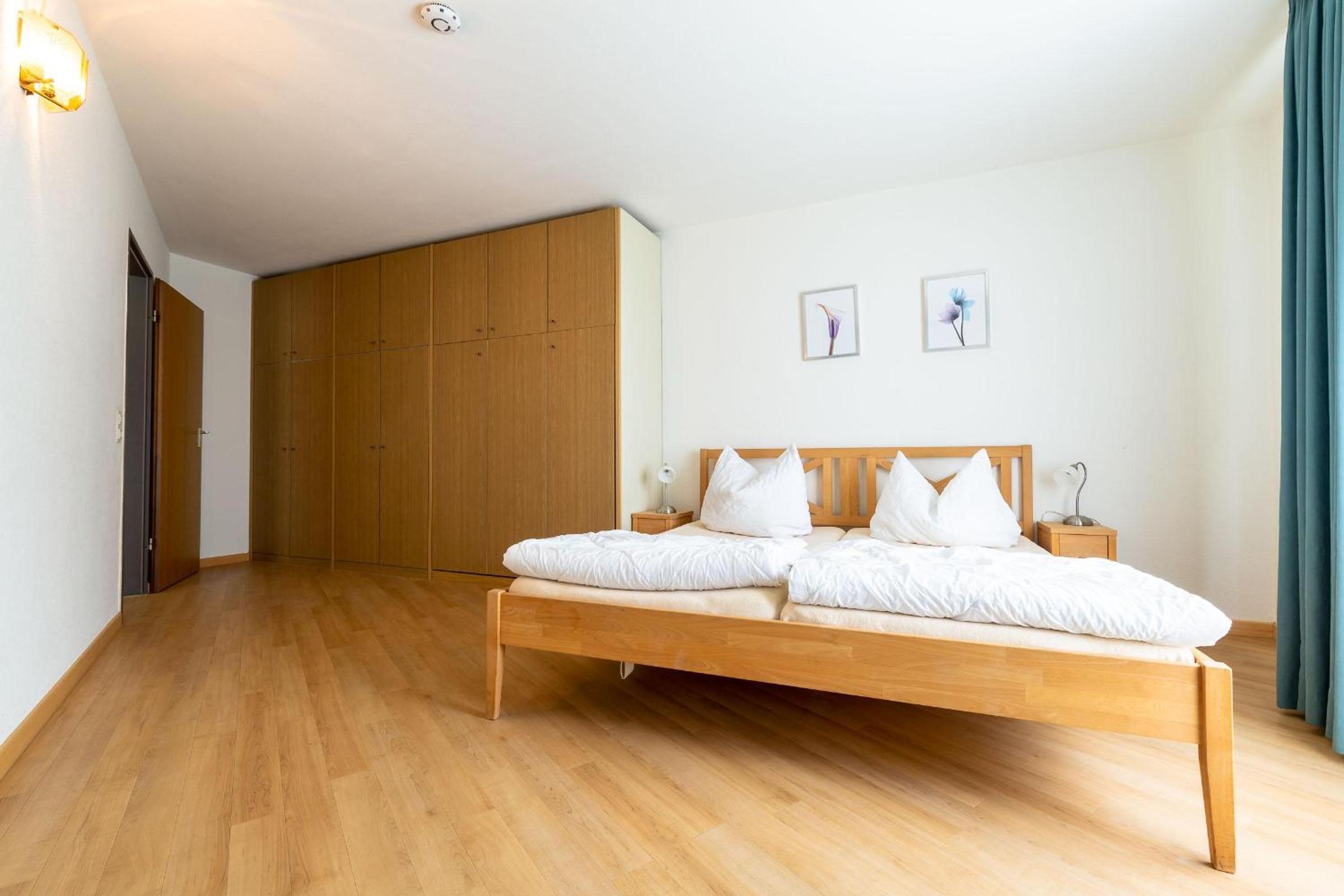 Ferienwohnpark Immenstaad am Bodensee Zwei-Zimmer-Apartment 49 16 view 4