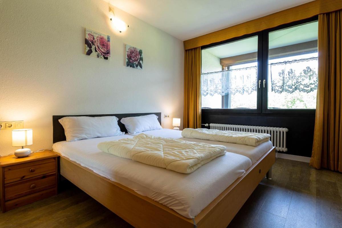 Ferienwohnpark Immenstaad am Bodensee Zwei-Zimmer-Apartment 49 47