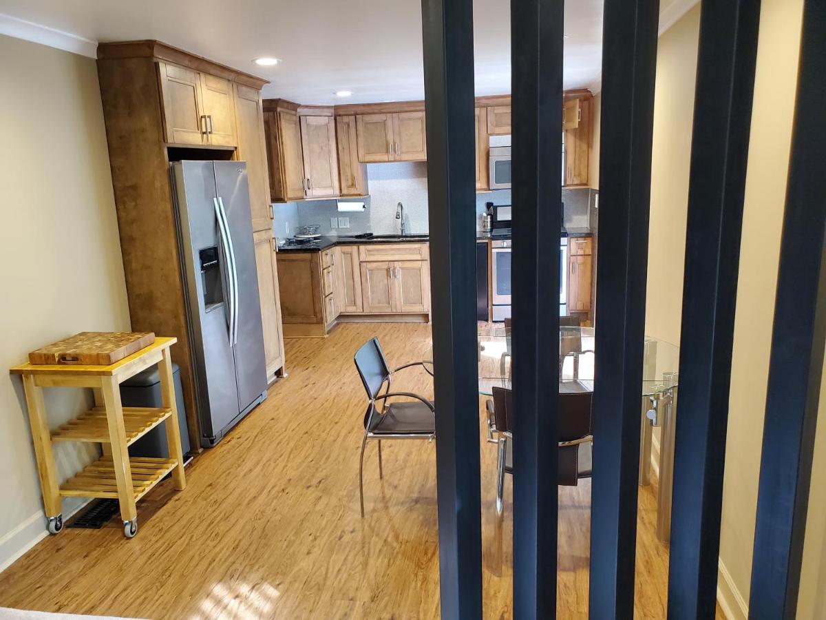 CREEKSIDE-ATLanta Terrace-Level Guest Suite