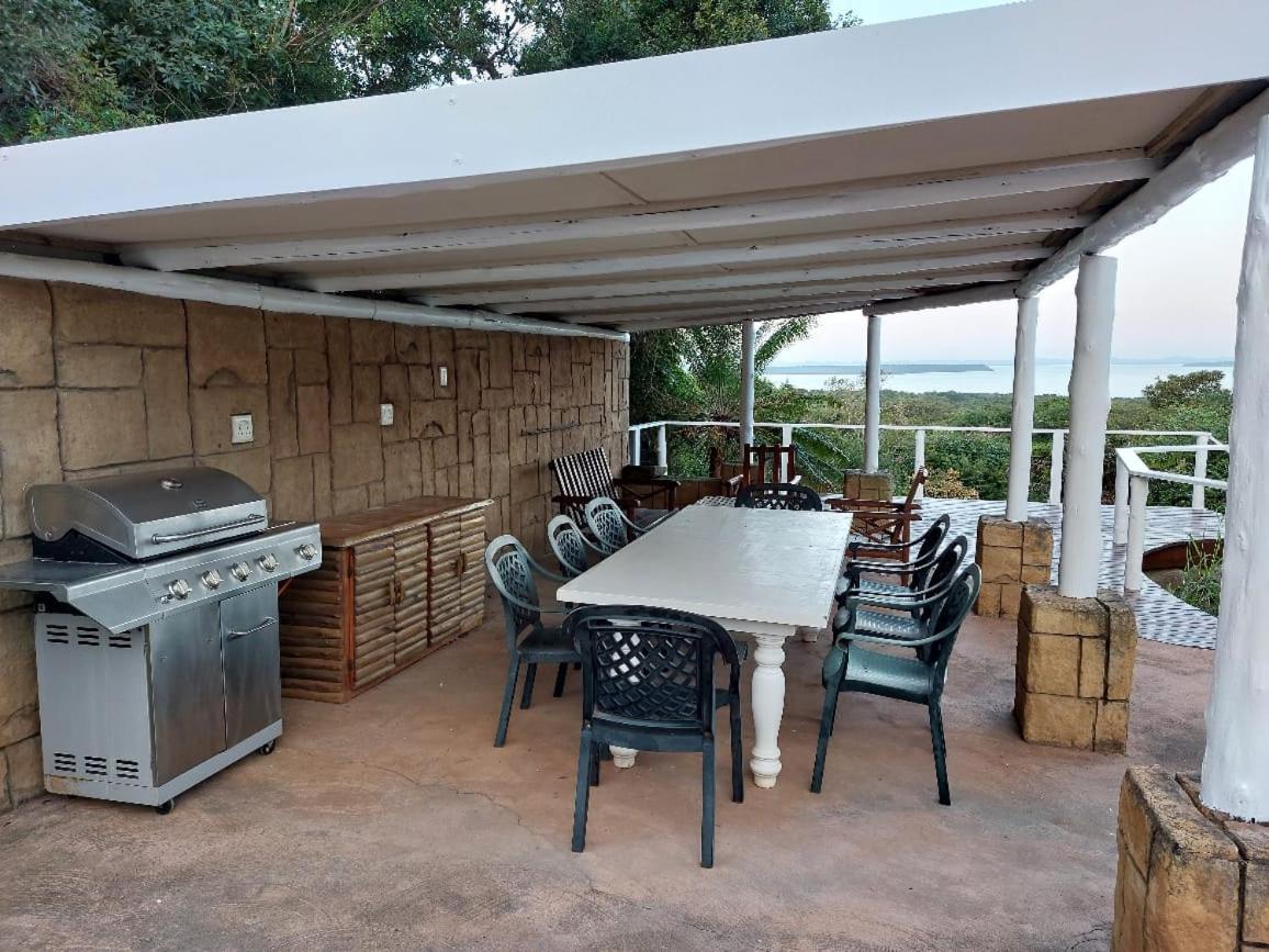 Hluhluwe Vacations - The Lake House - Property Image 8