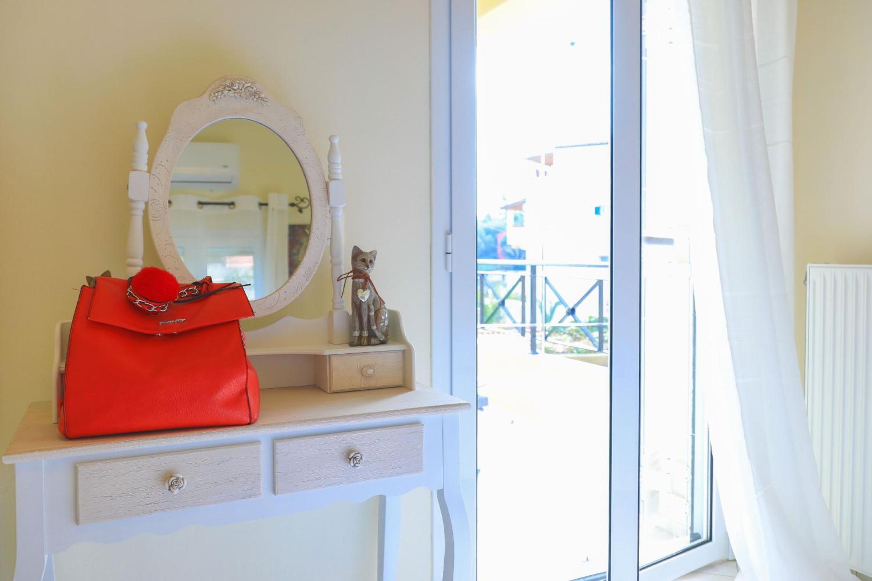 Photo 34