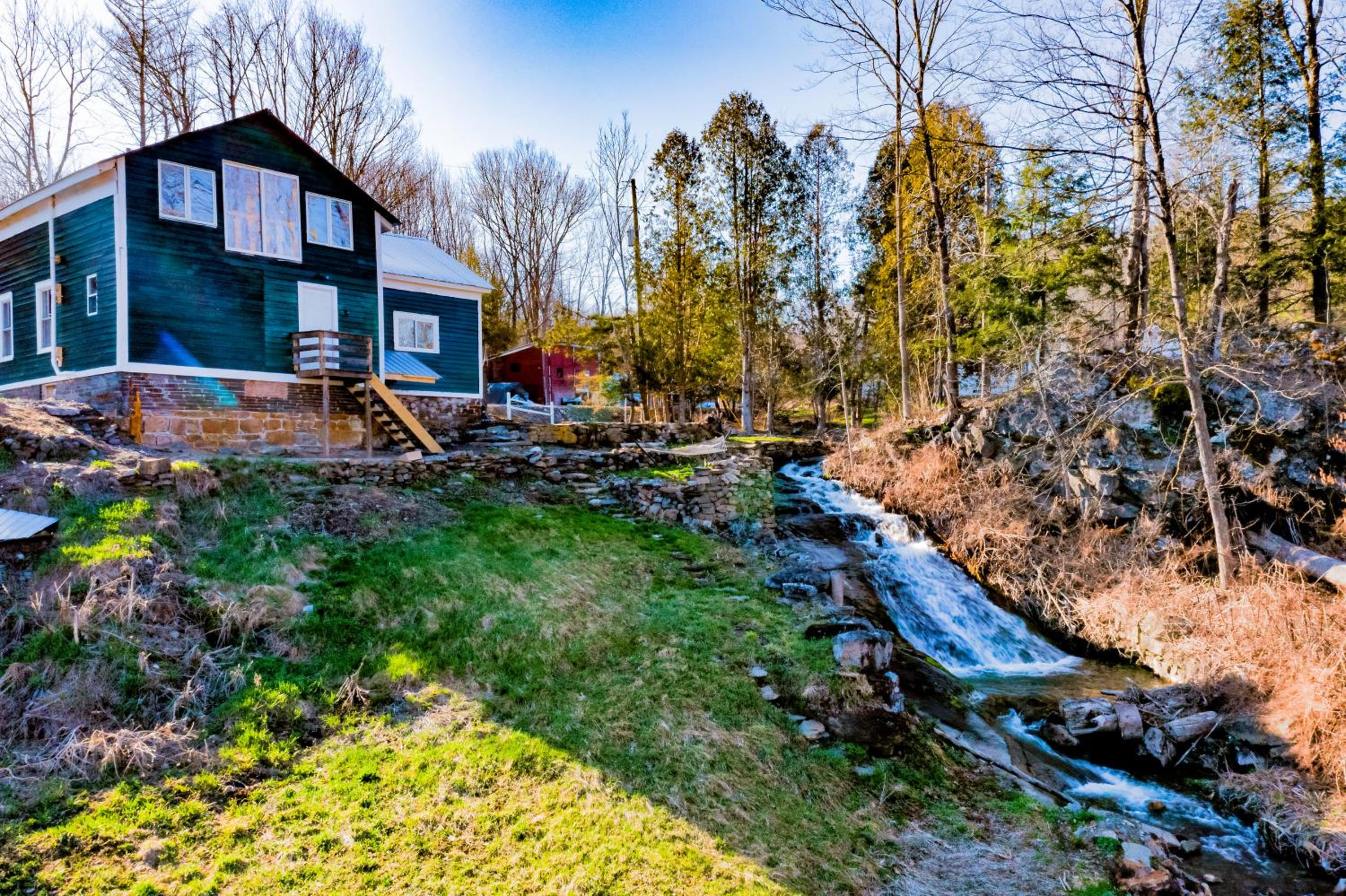 Cottage on the Creek view 5