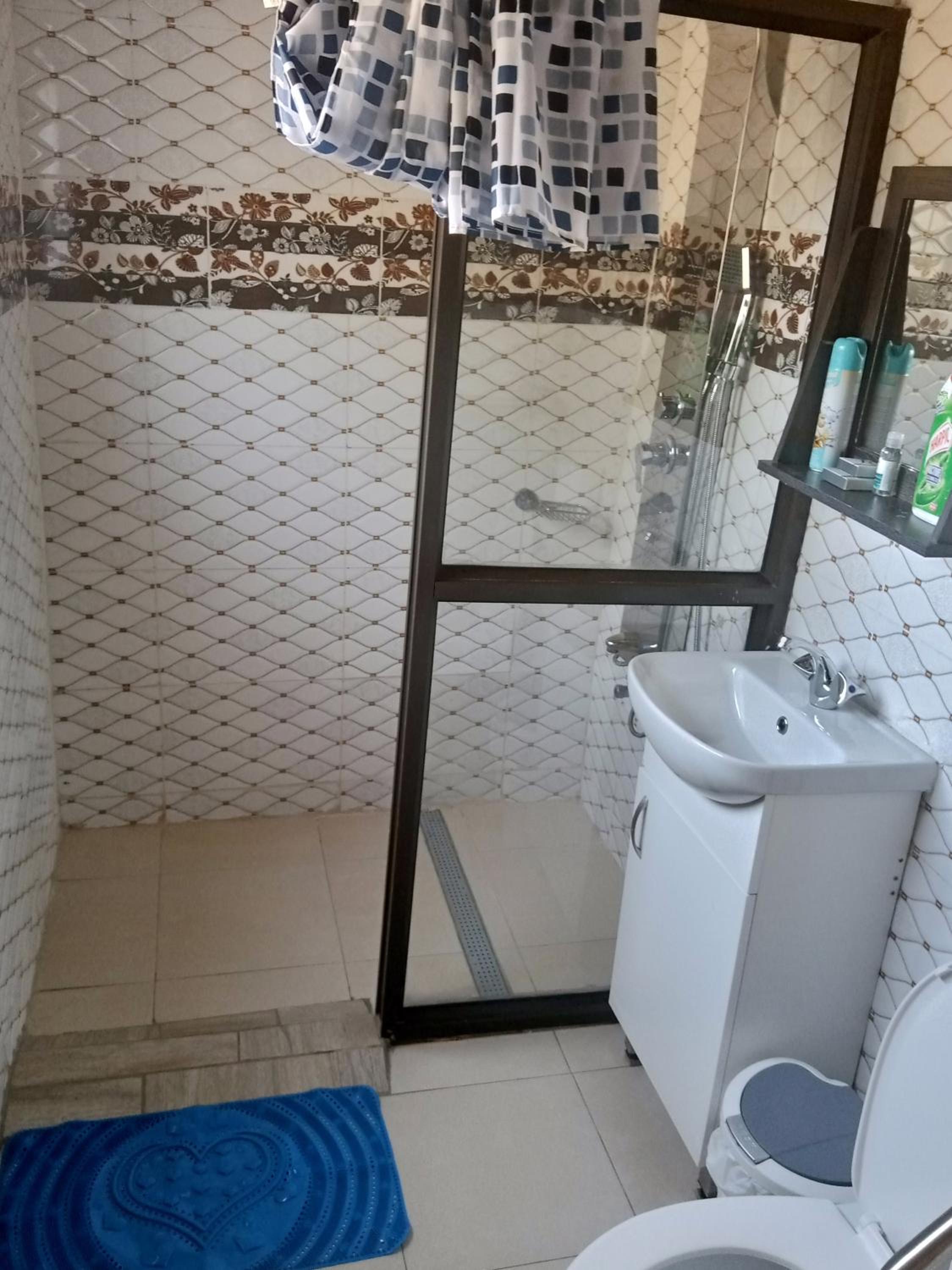 Impovu Guest House