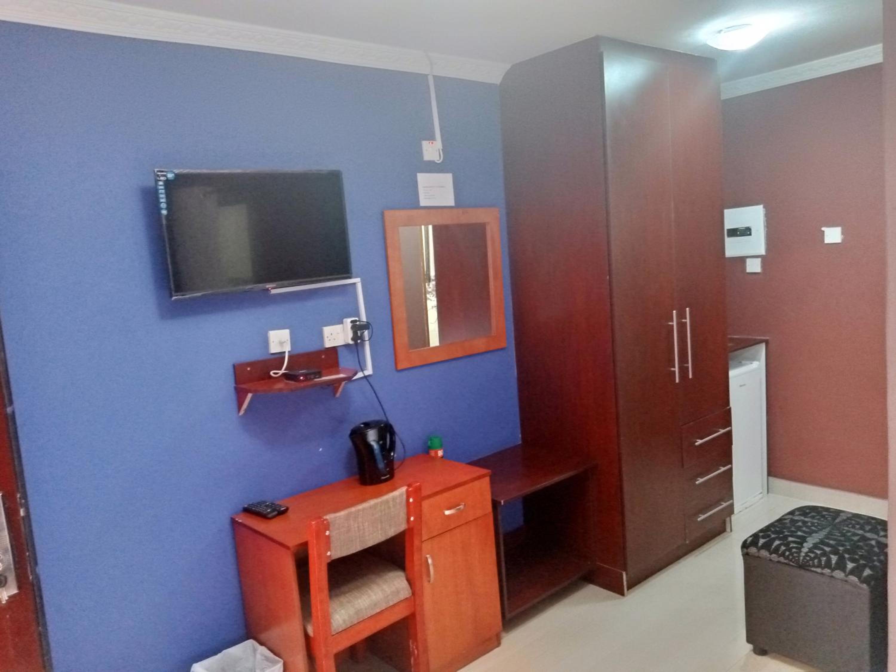 Impovu Guest House