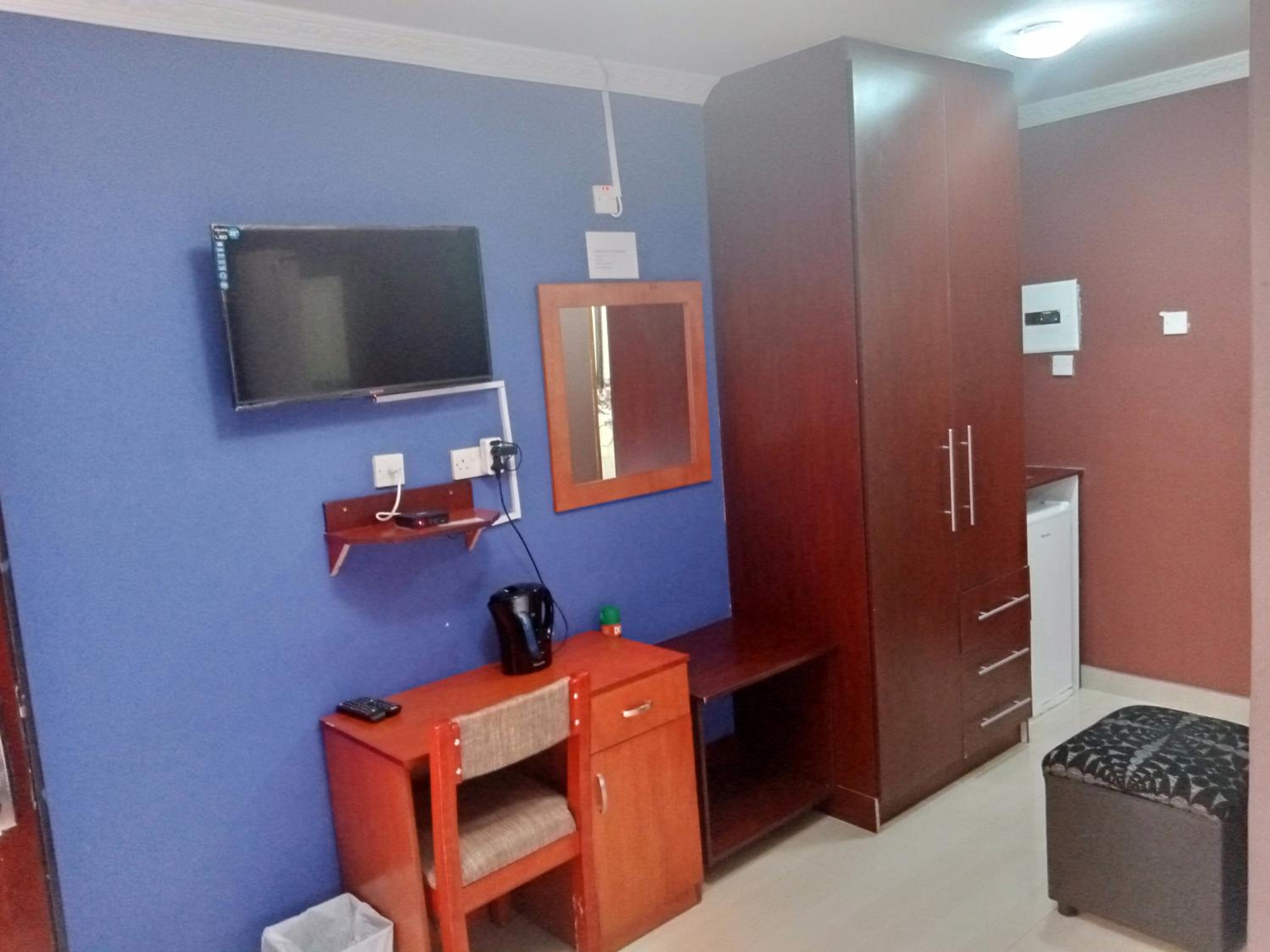 Impovu Guest House