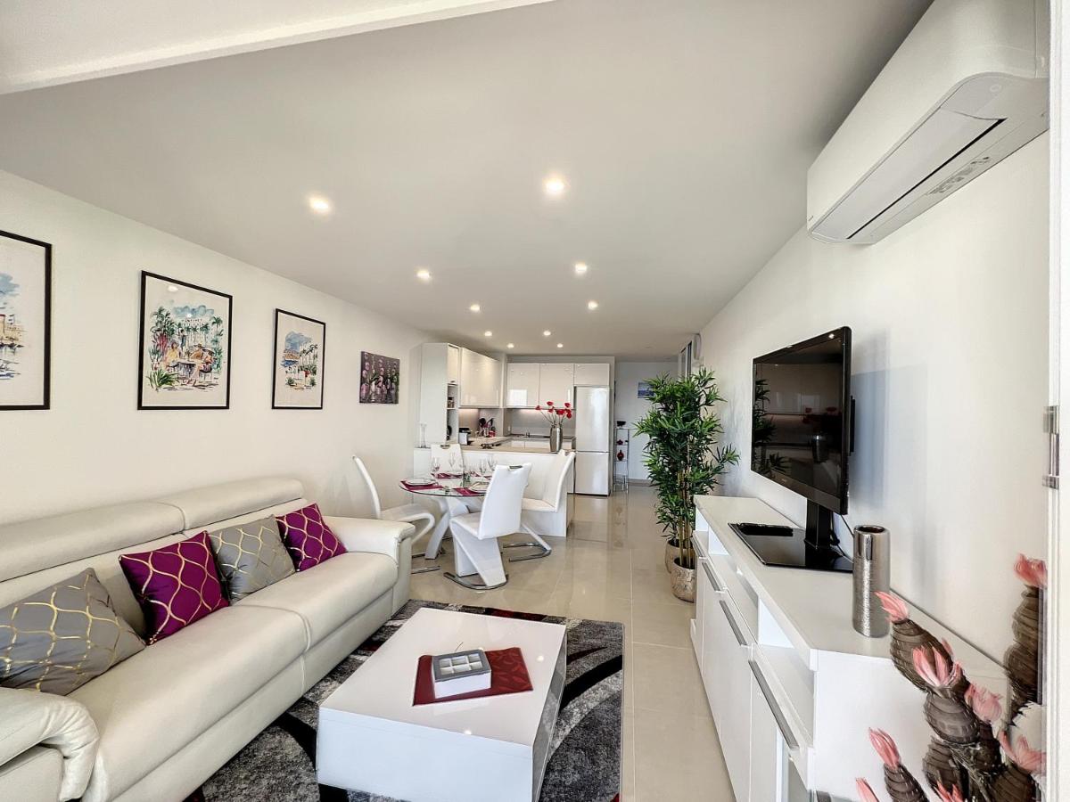 VILLA MAUPASSANT T2 BORD DE MER view 2