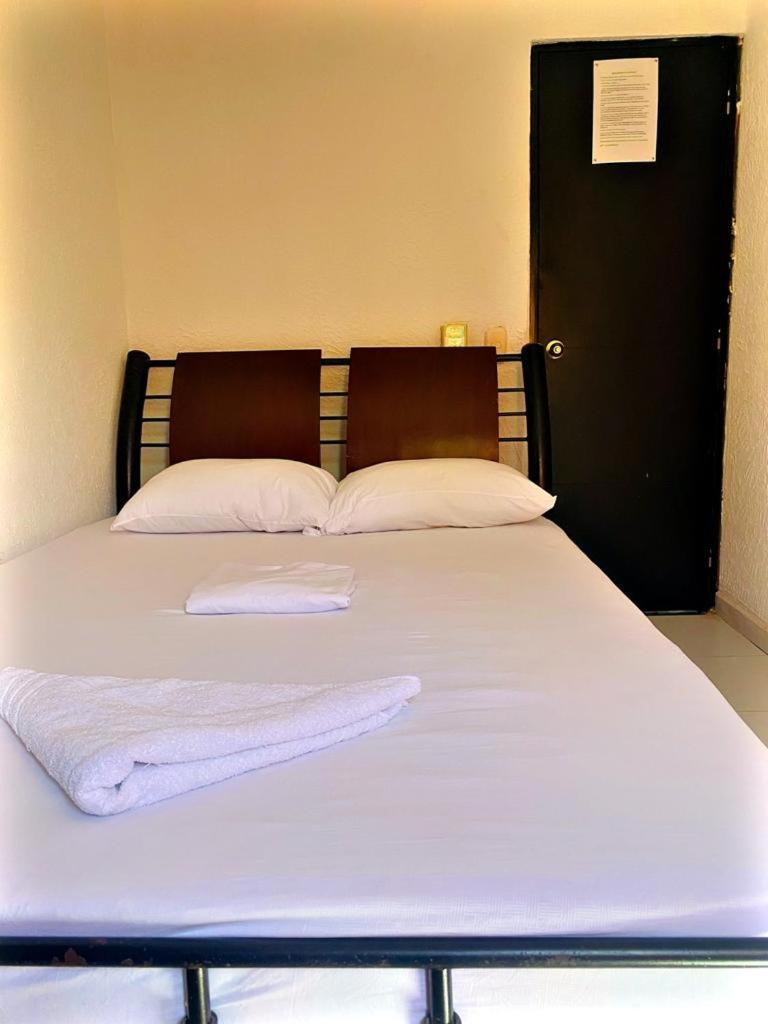 Hostel Green Light