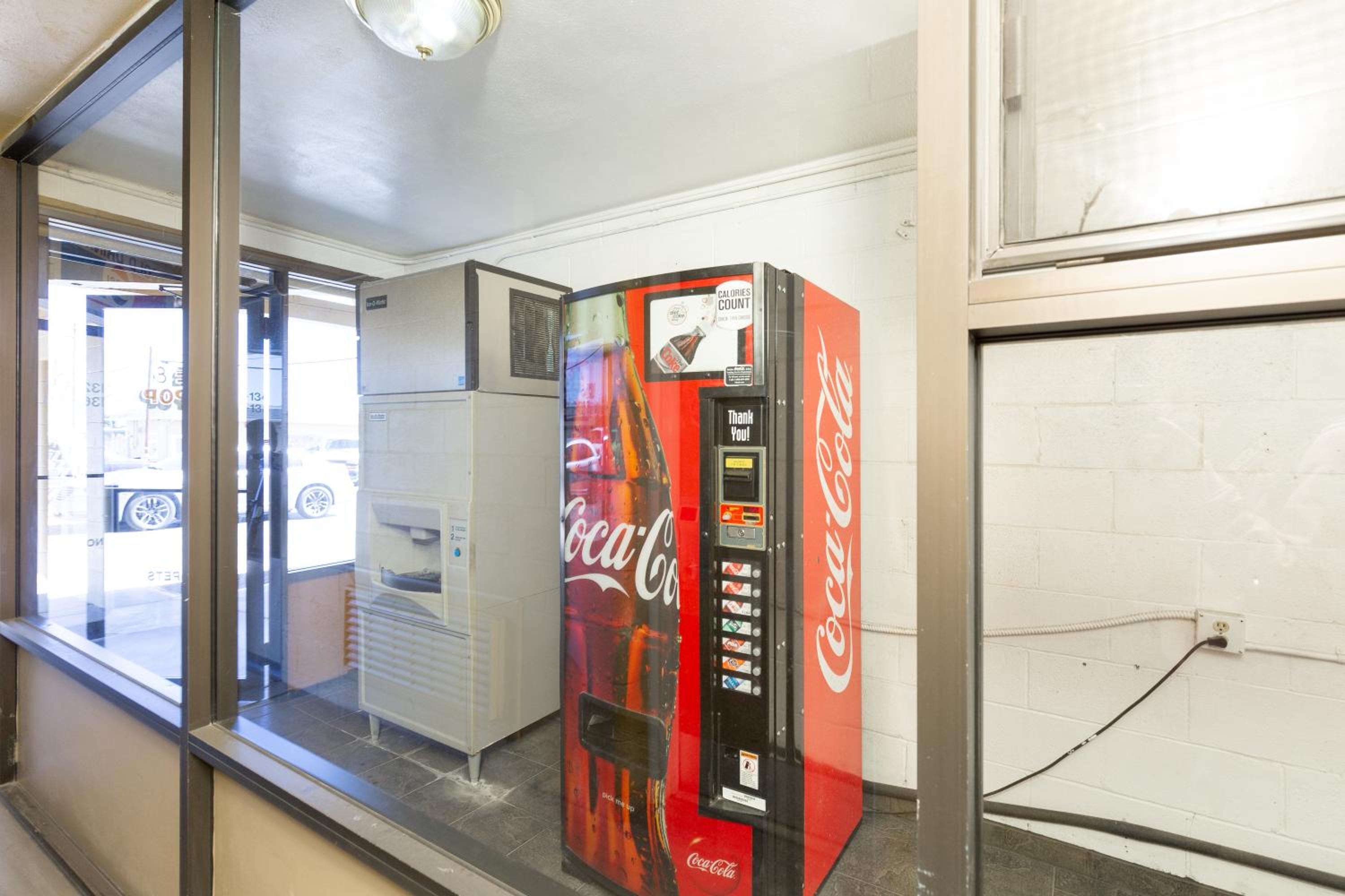 Elko Vacations - Stay Express Inn Elko - Property Image 19