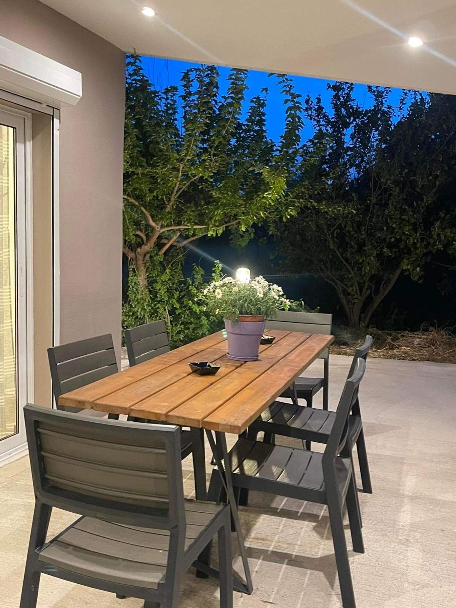 M & F HOUSE (παραλία Μαρκοπούλου Ωρωπού) view 4