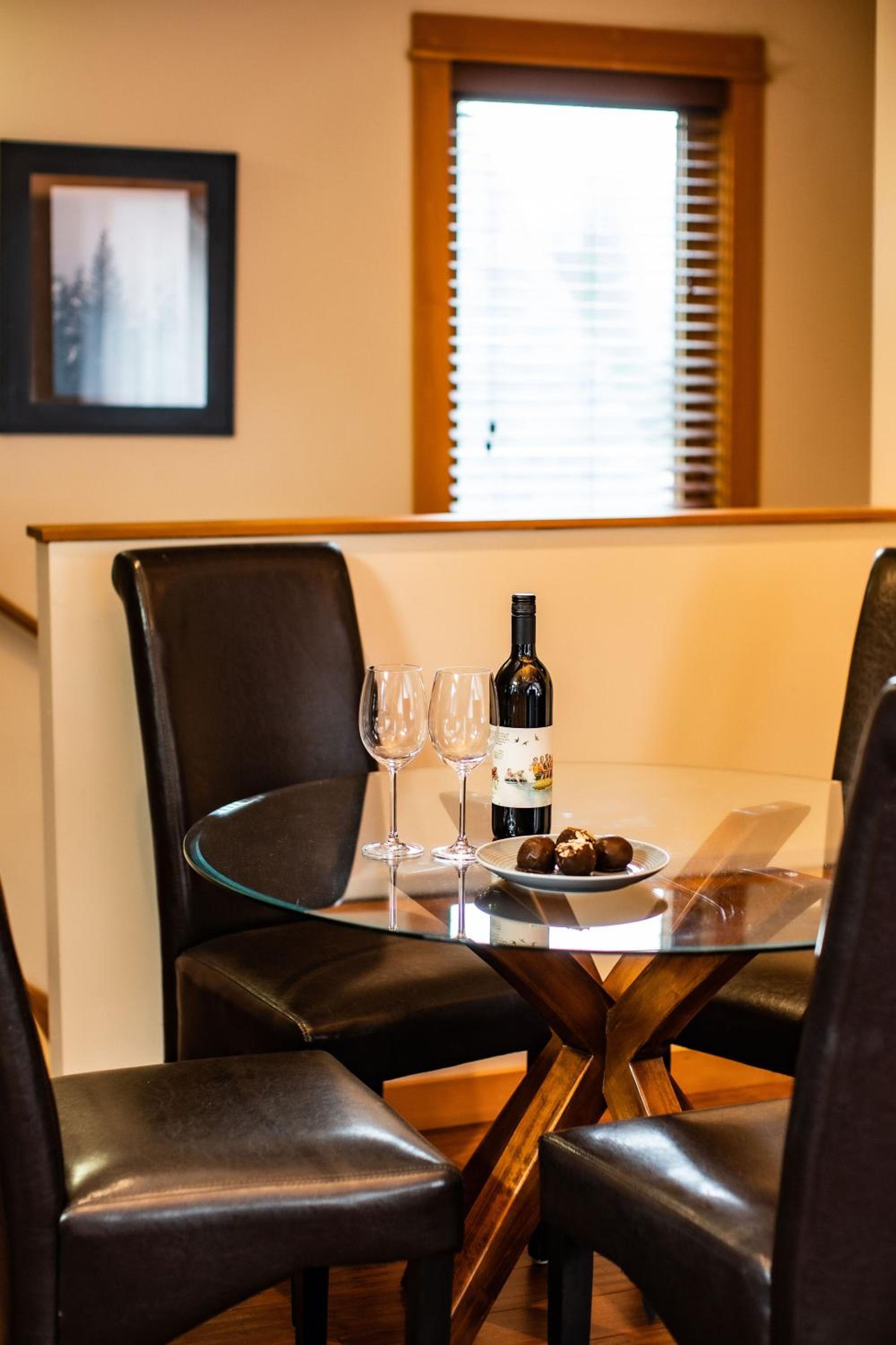 Hotel Timberloft by Revelstoke Vacations - Image 1