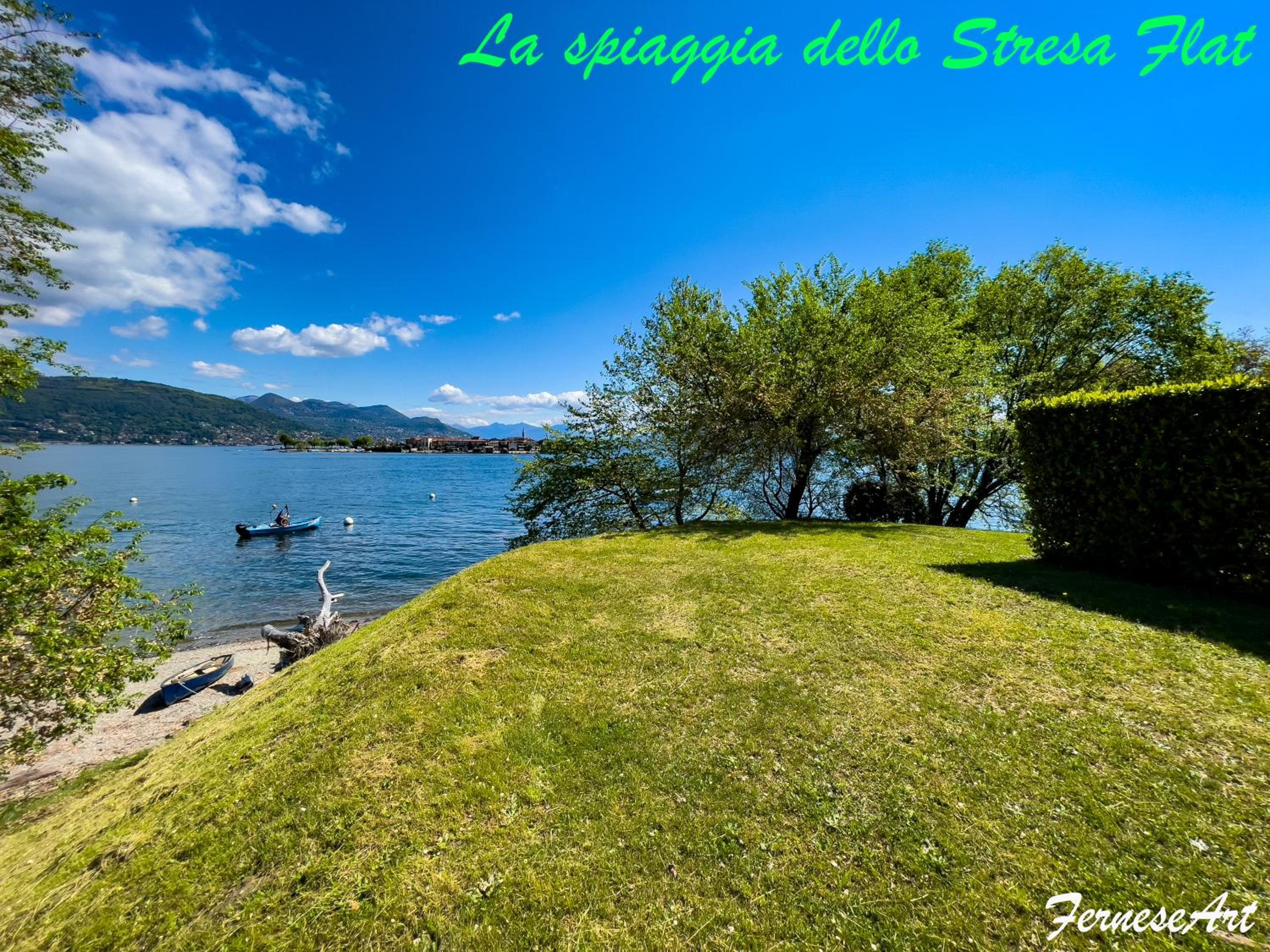 Appartamento vista Lago, giardino spiaggia a Stresa vista Isole Borromee e Golfo Borromeo - STRESAFLAT