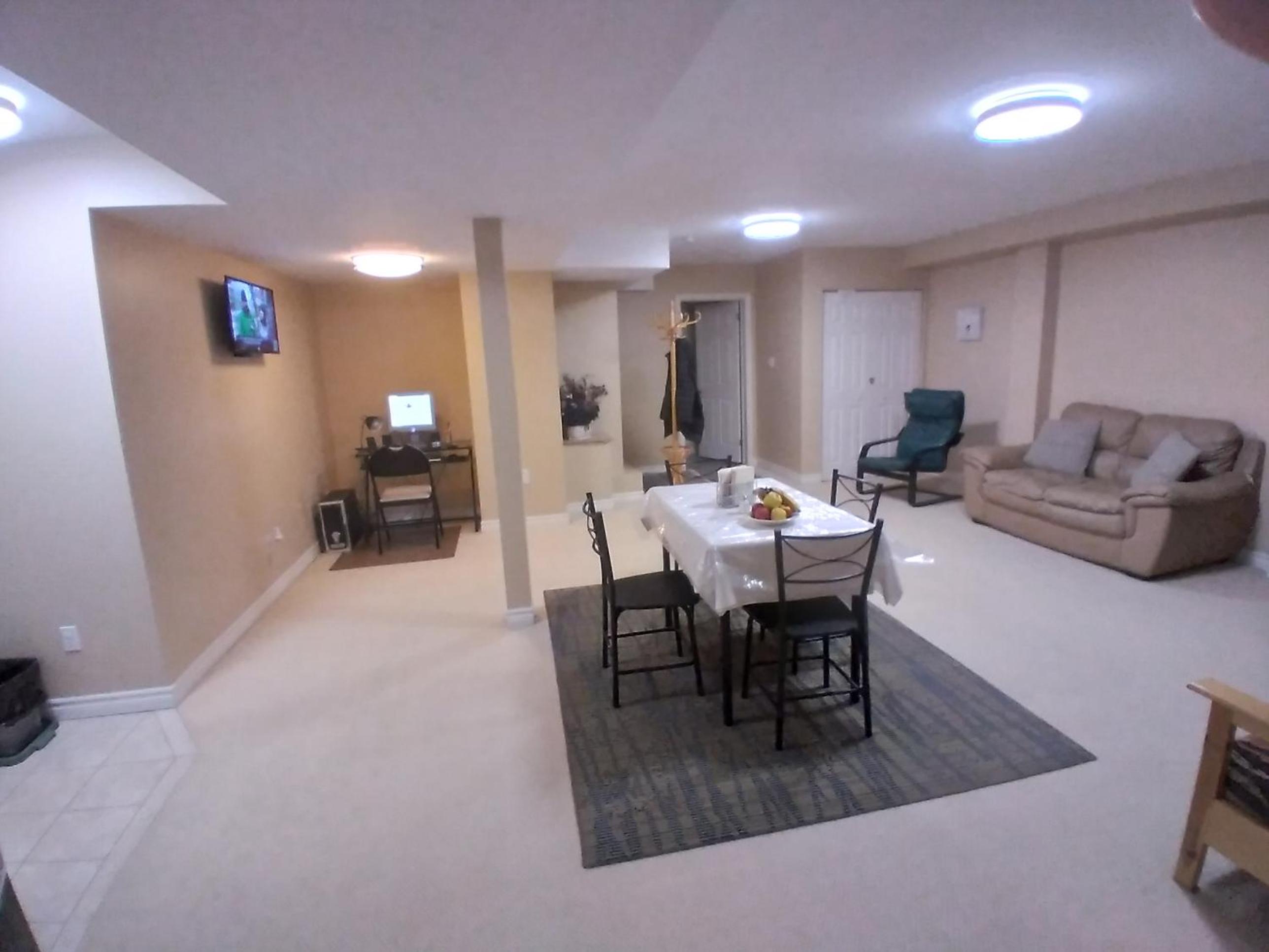Sara's Place - Strictly Kosher Home