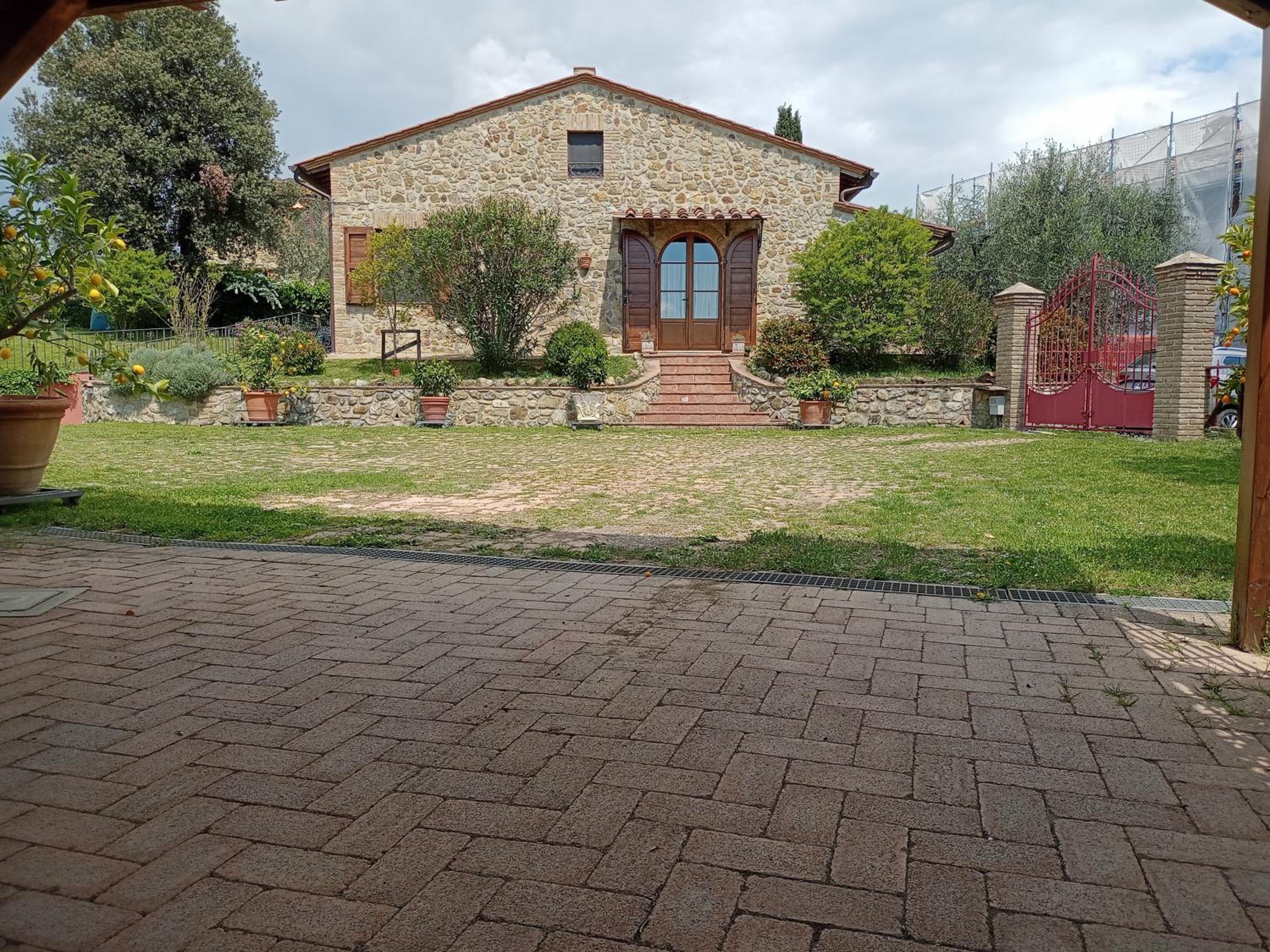 L'Aia di Maria view 2