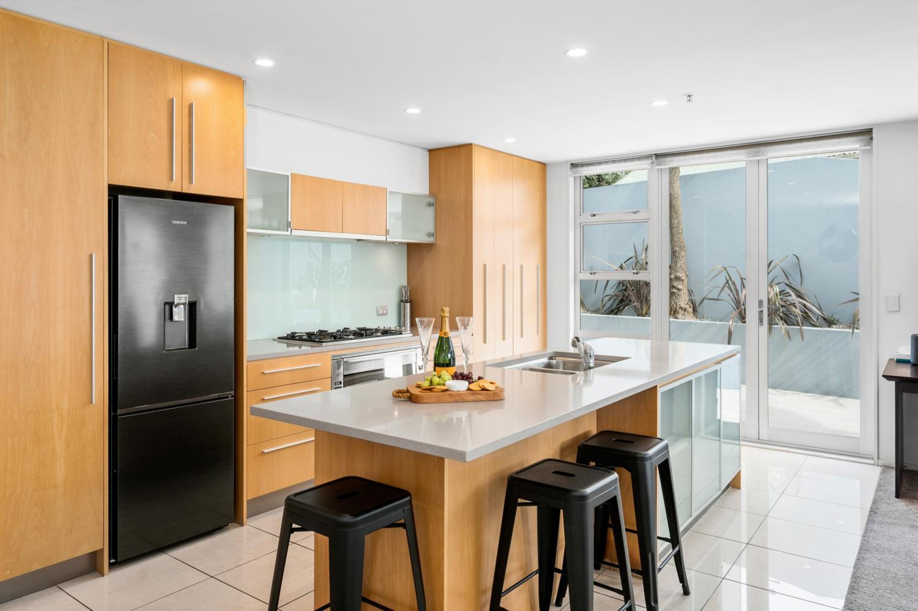 Lakeside Apartment Waimahana 1