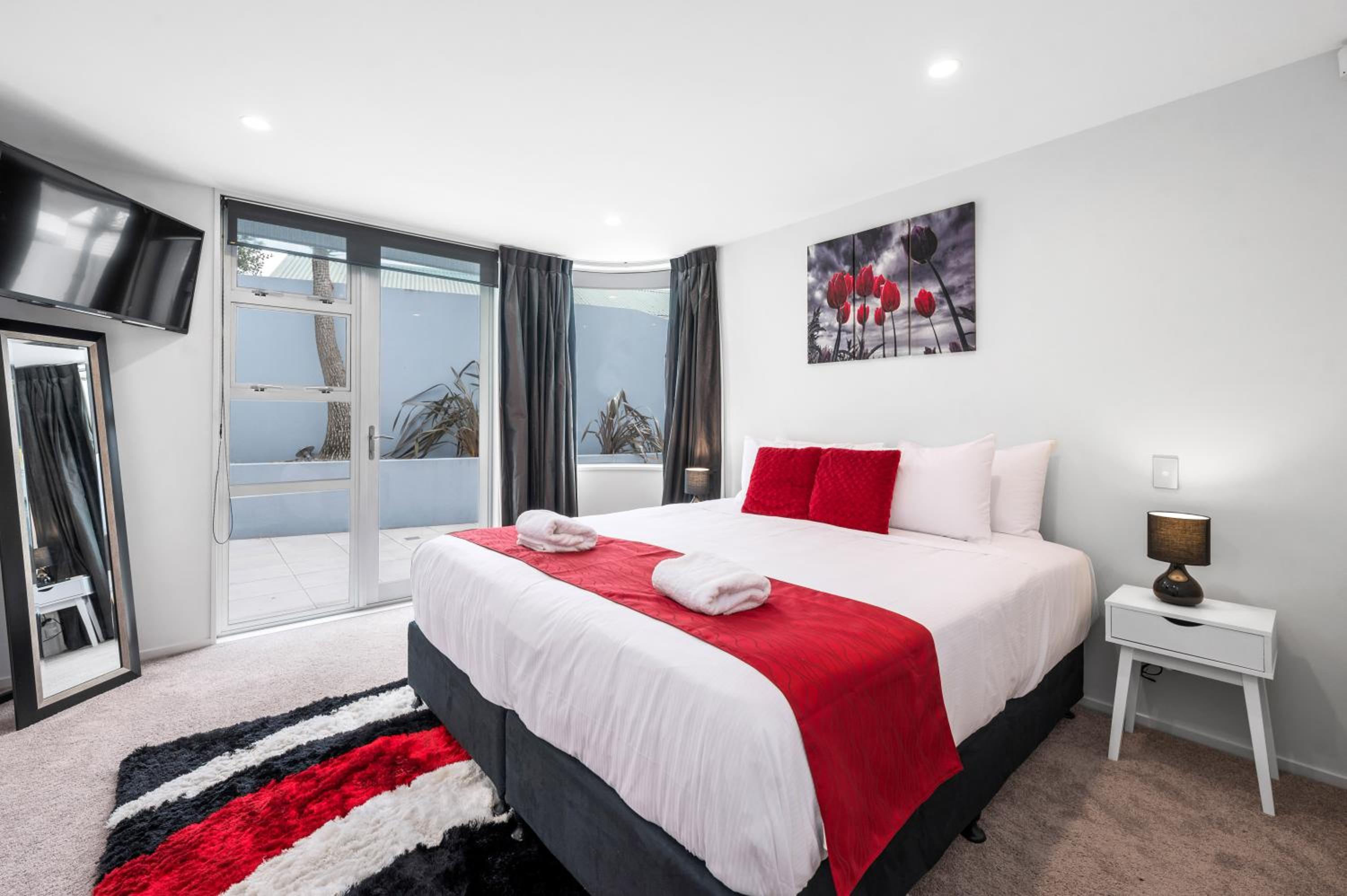 Lakeside Apartment Waimahana 1