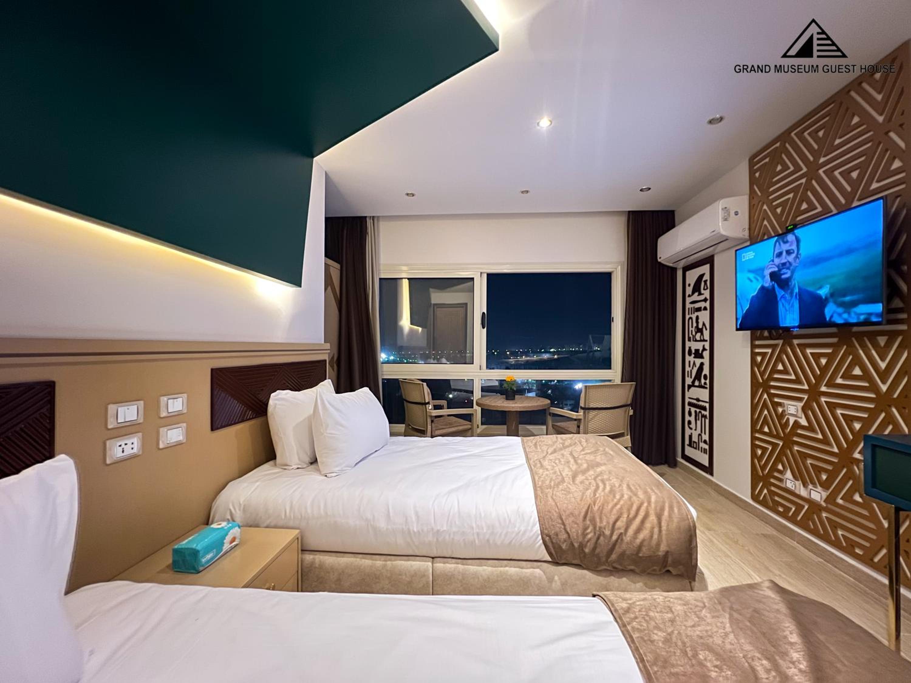 Grand Museum Hotel & Rooftop