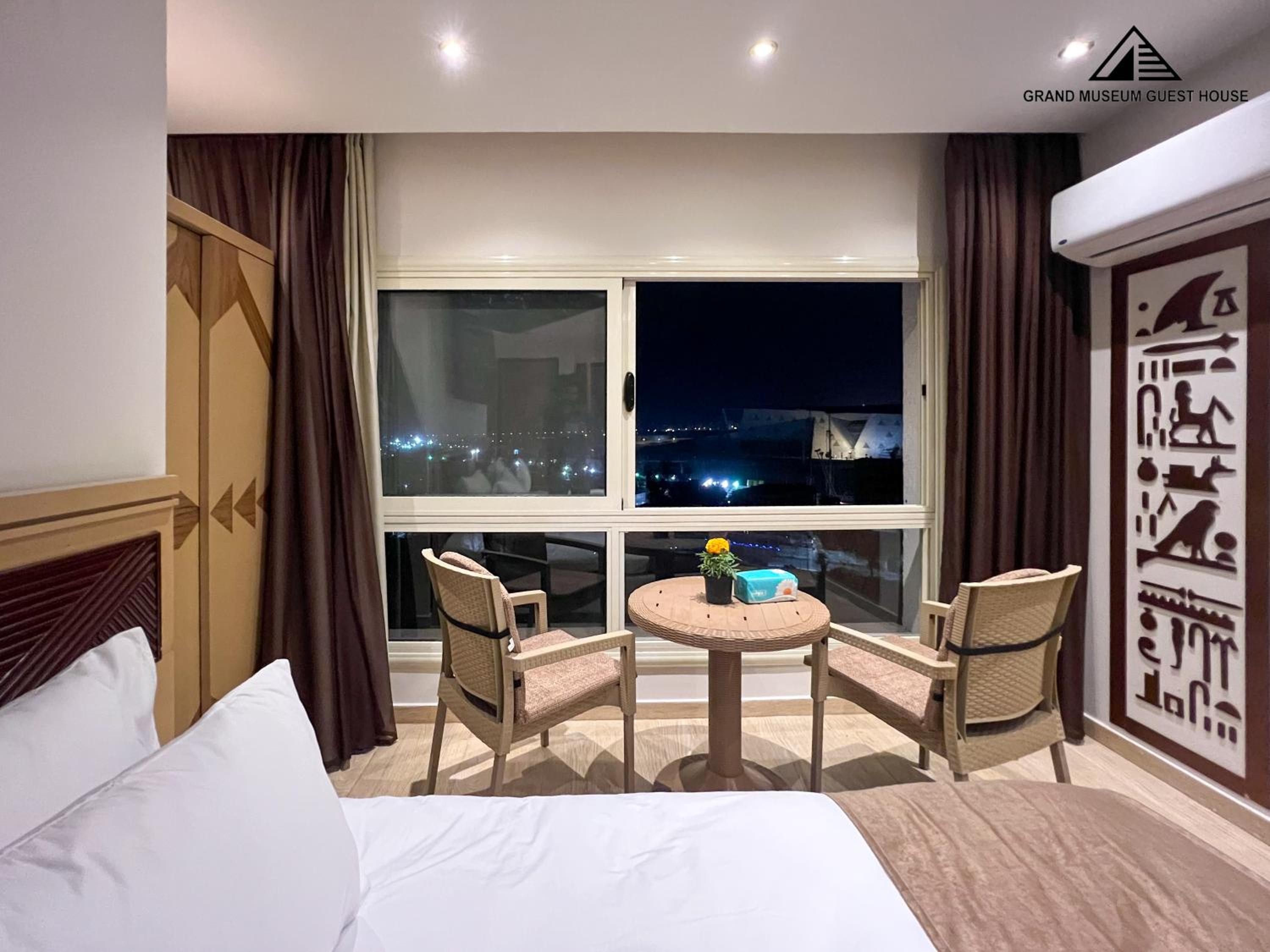 Grand Museum Hotel & Rooftop