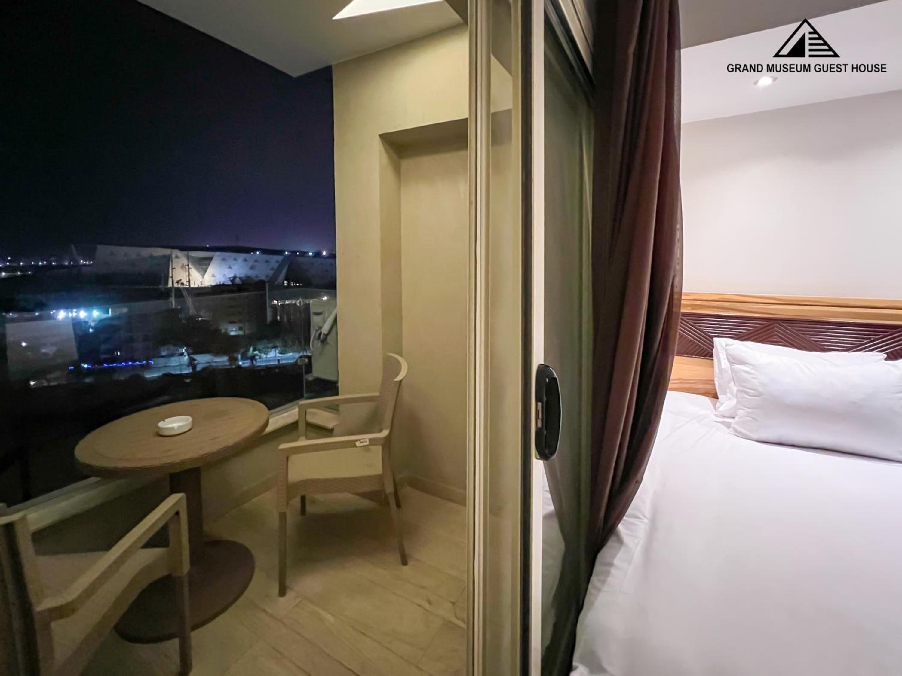 Grand Museum Hotel & Rooftop