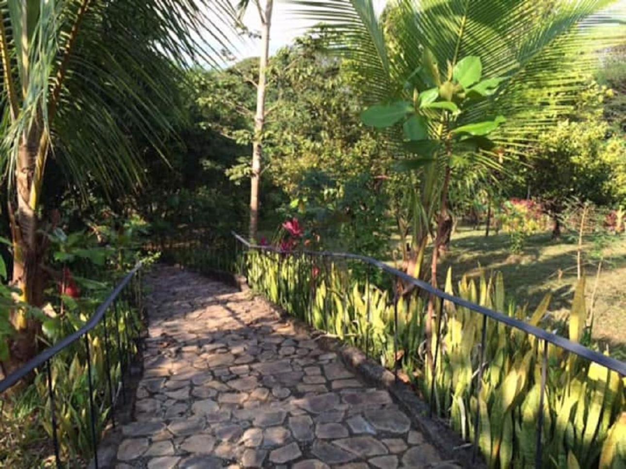 4 Architectural homes, Pool and High-Speed Internet