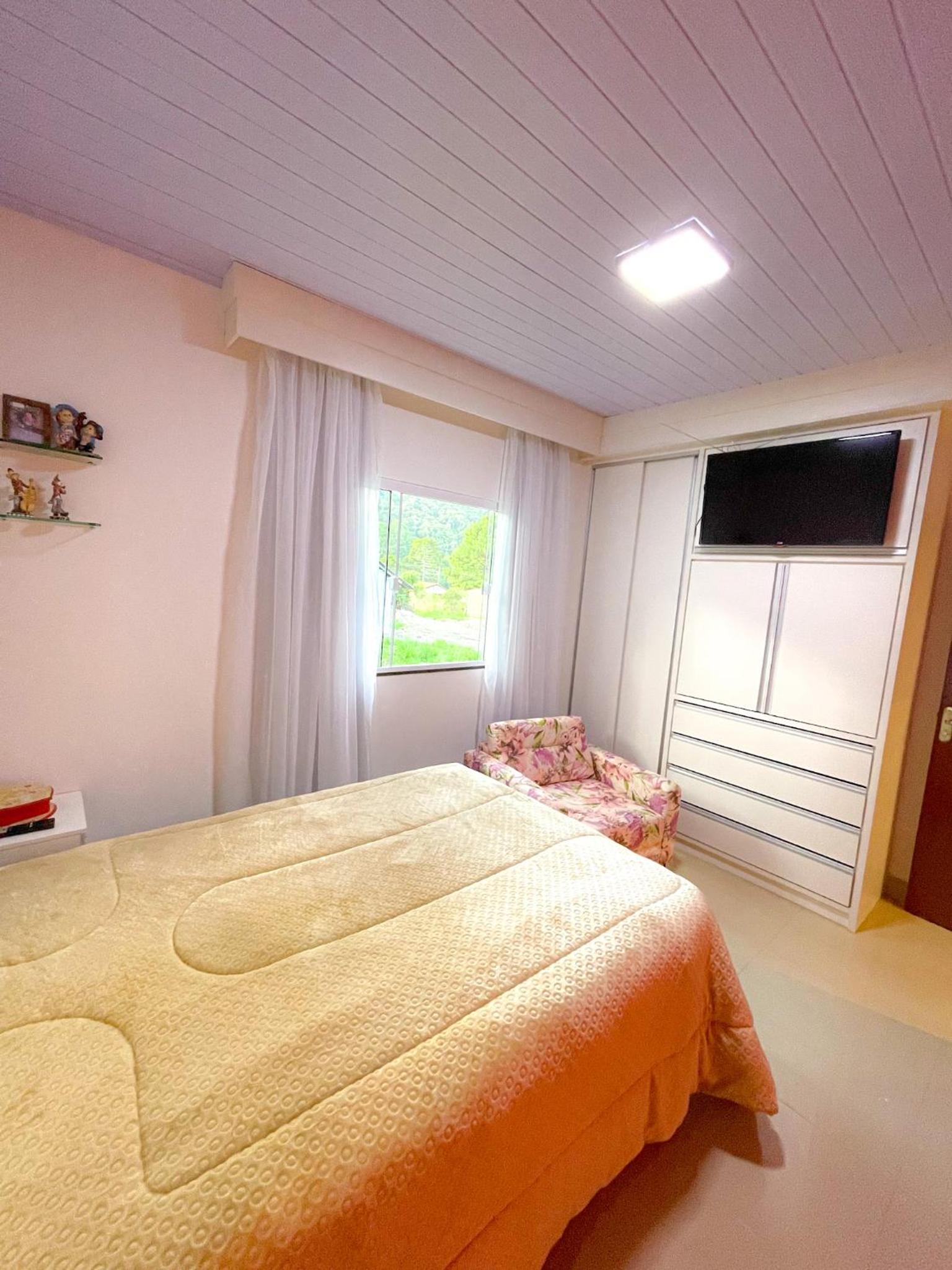 Casa com 3 Suítes em Urubici