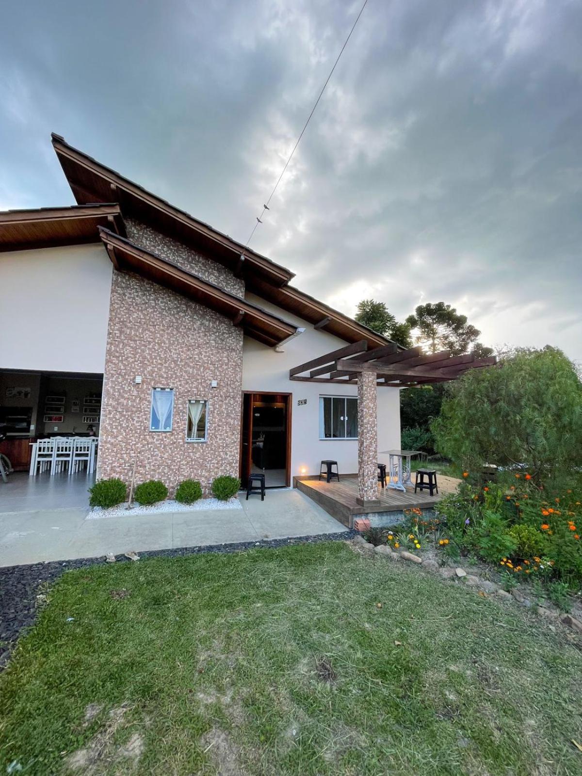 Casa com 3 Suítes em Urubici