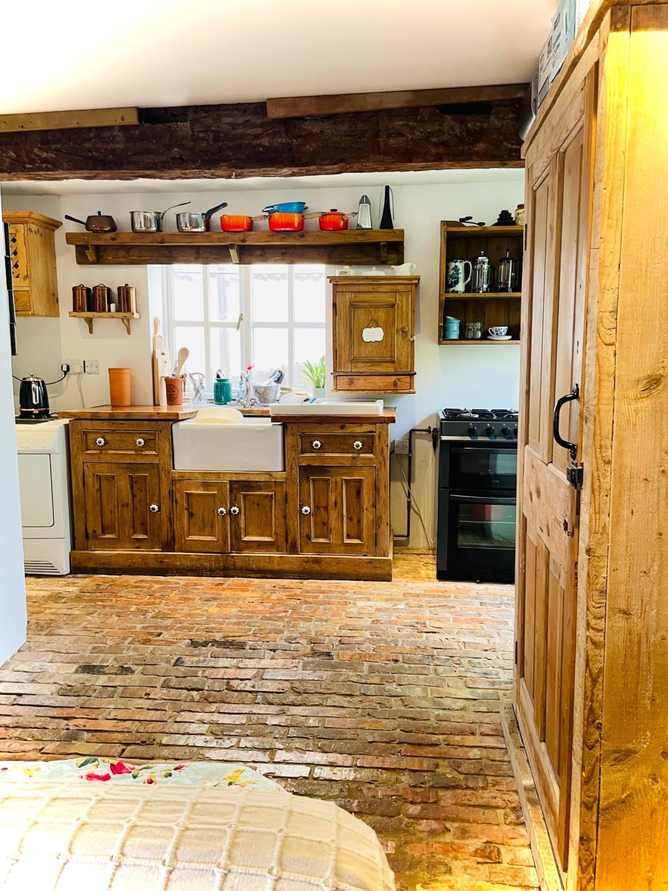 The Beehive, ground floor apartment in Norfolk, no shared amenities view 4
