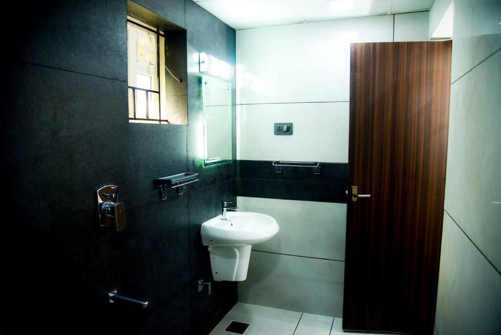 Ishaara Prime Villa - Personalized stay with amenities at heart of City view 2