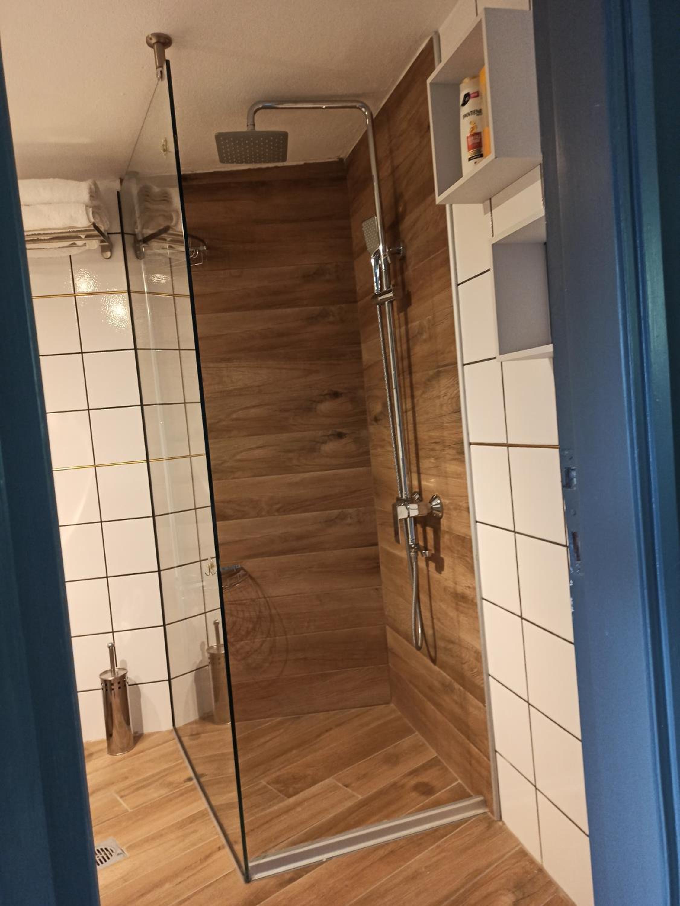 Photo 34