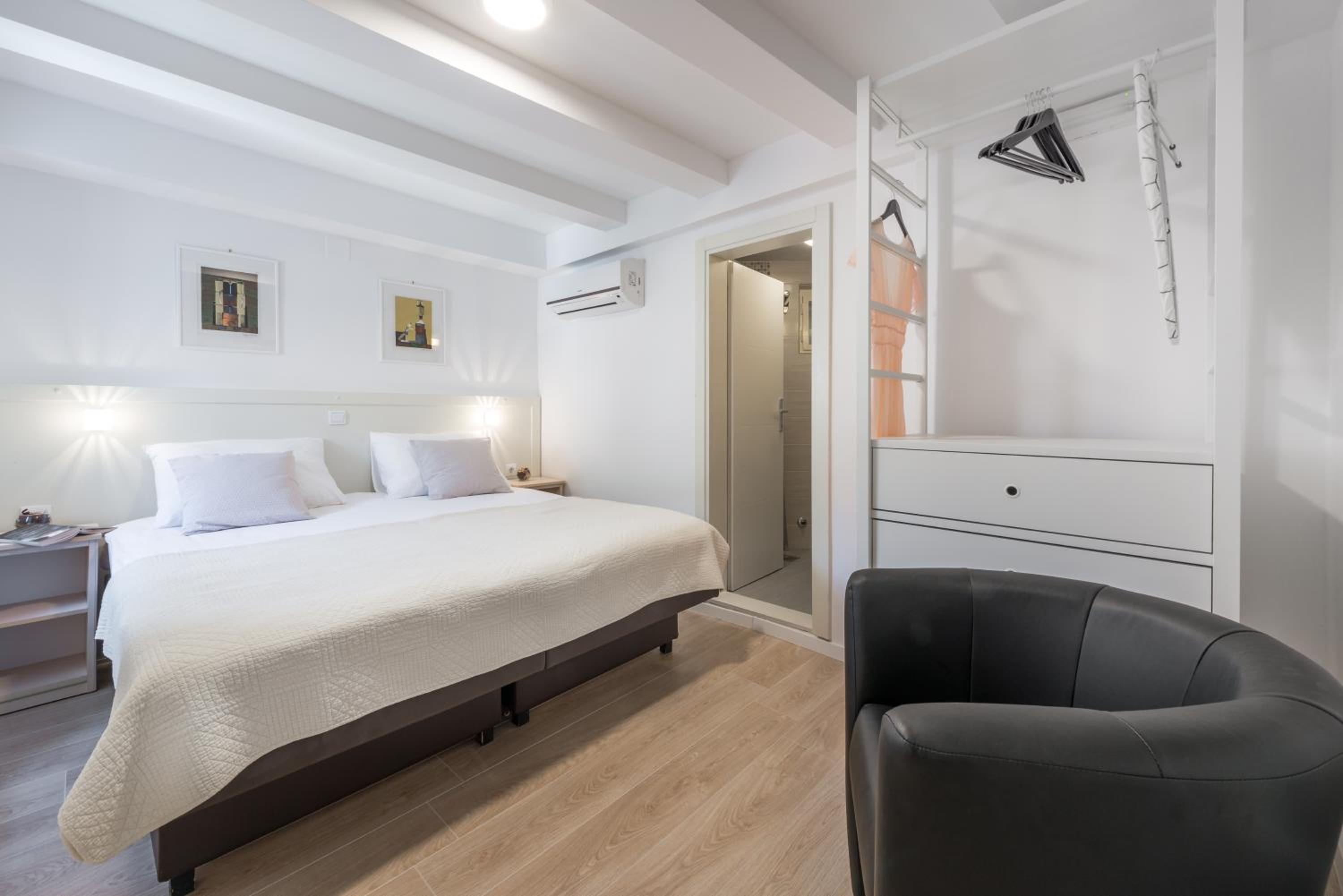 Rooms Andro