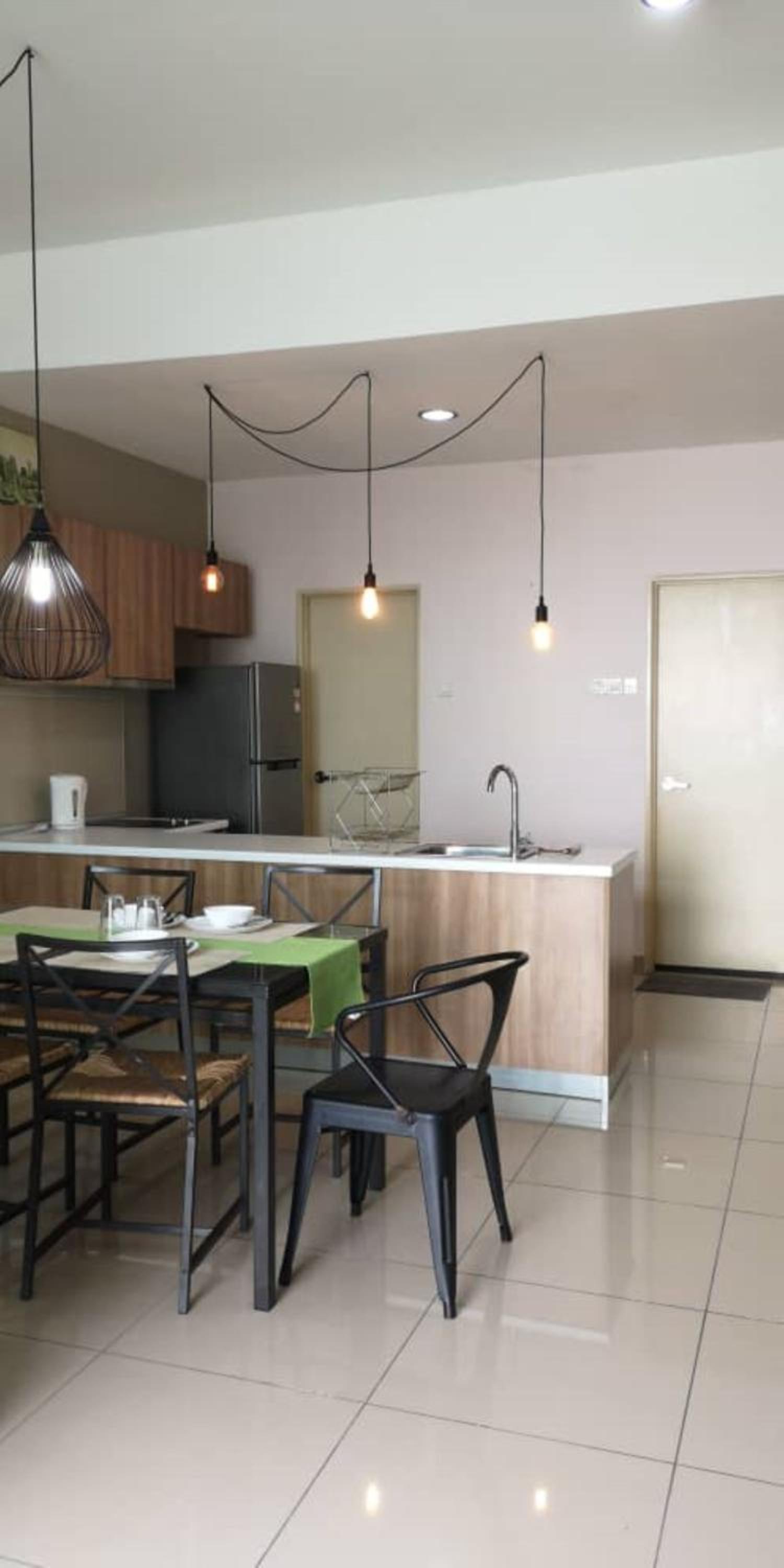 12-JY SWEET HOMESTAY Mount Austin PALAZIO 3Bedroom for 6pax