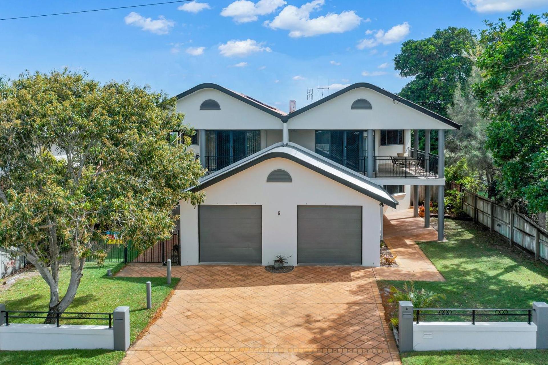 Unit 2 of 6 Indigo Avenue Rainbow Beach