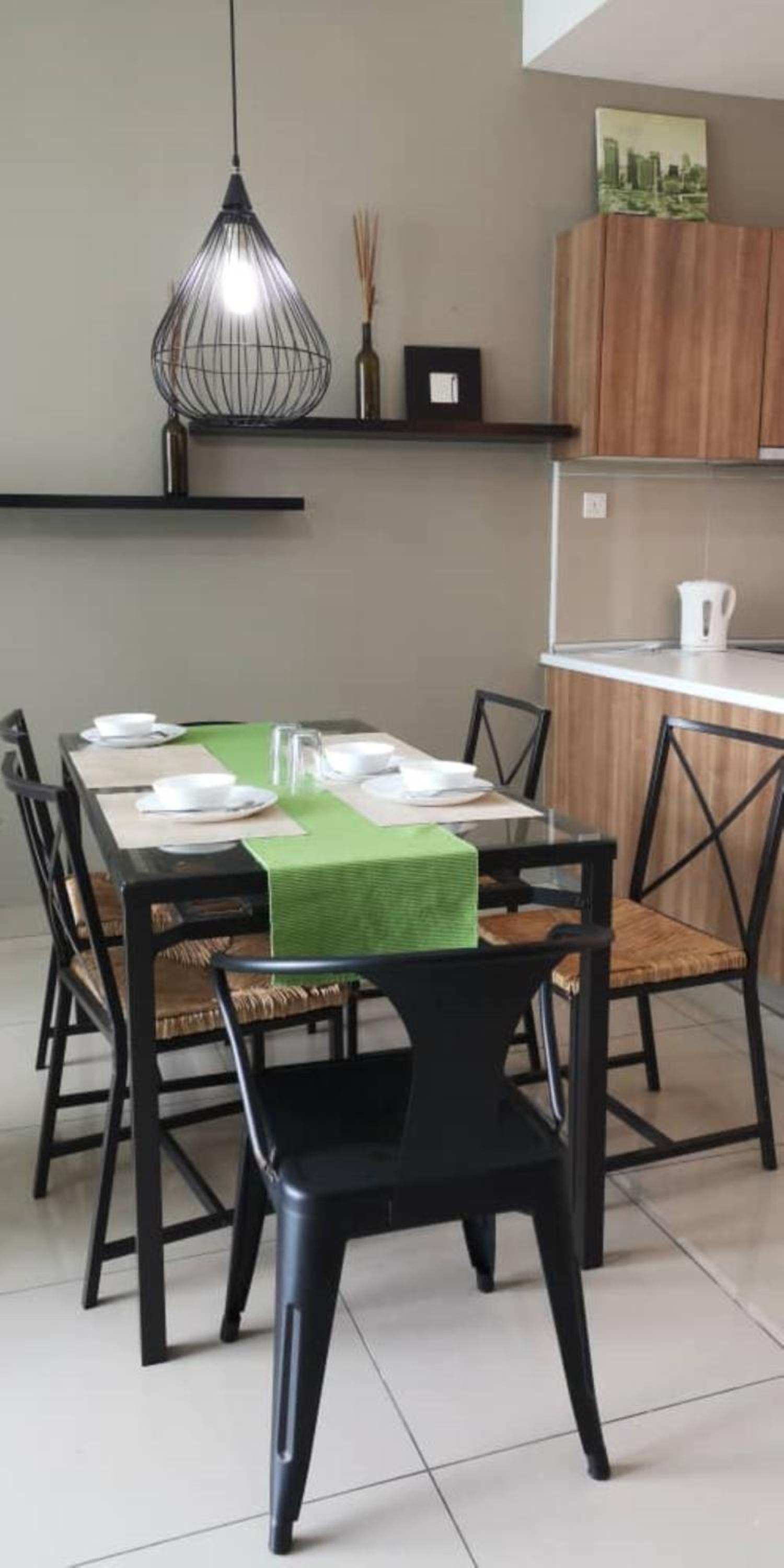 12-JY SWEET HOMESTAY Mount Austin PALAZIO 3Bedroom for 6pax