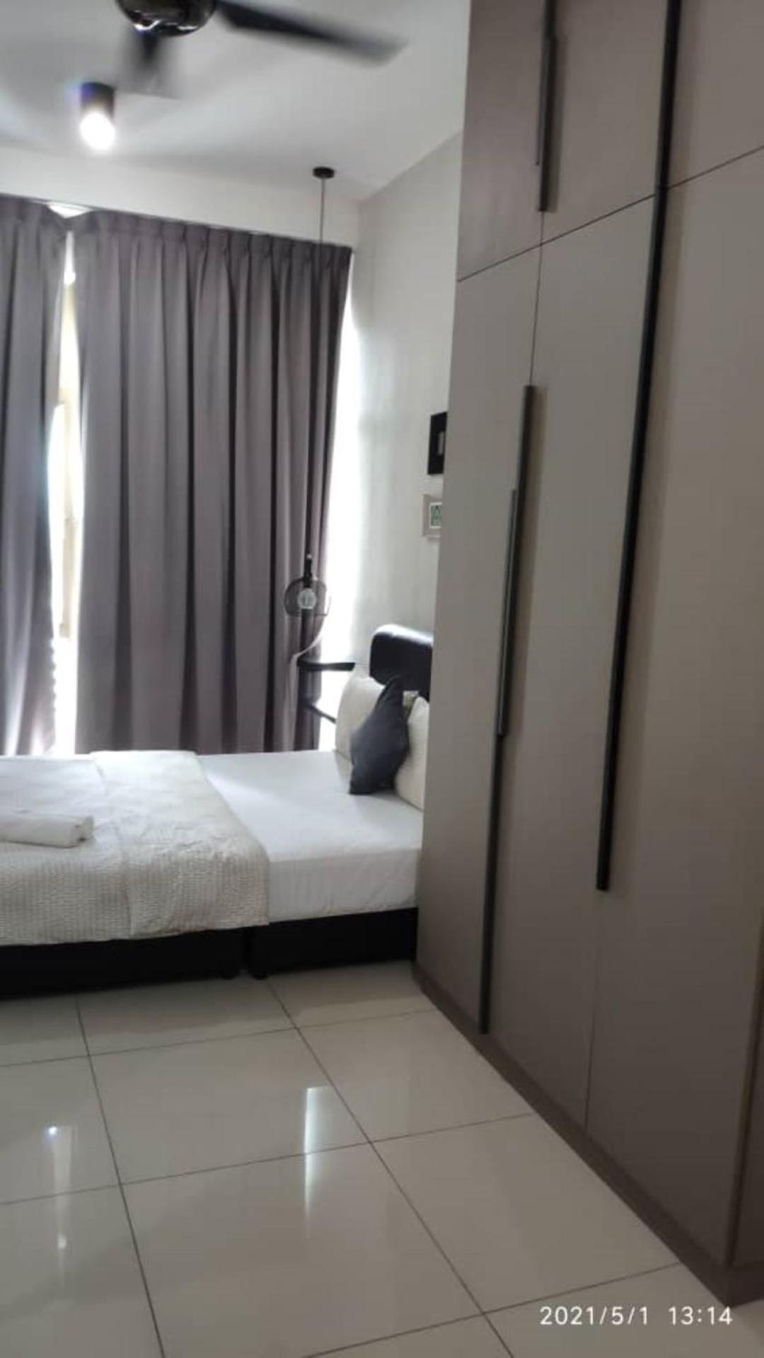 12-JY SWEET HOMESTAY Mount Austin PALAZIO 3Bedroom for 6pax