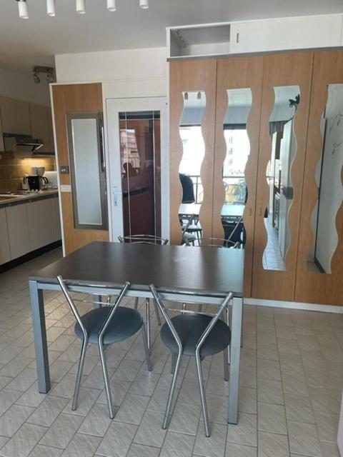 appartement met zeezicht view 3