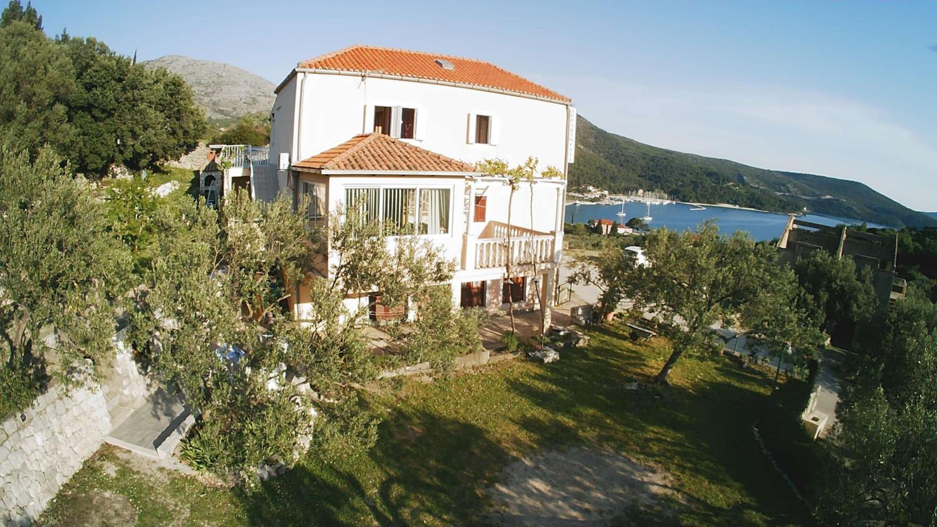Apartments Baldo view 3
