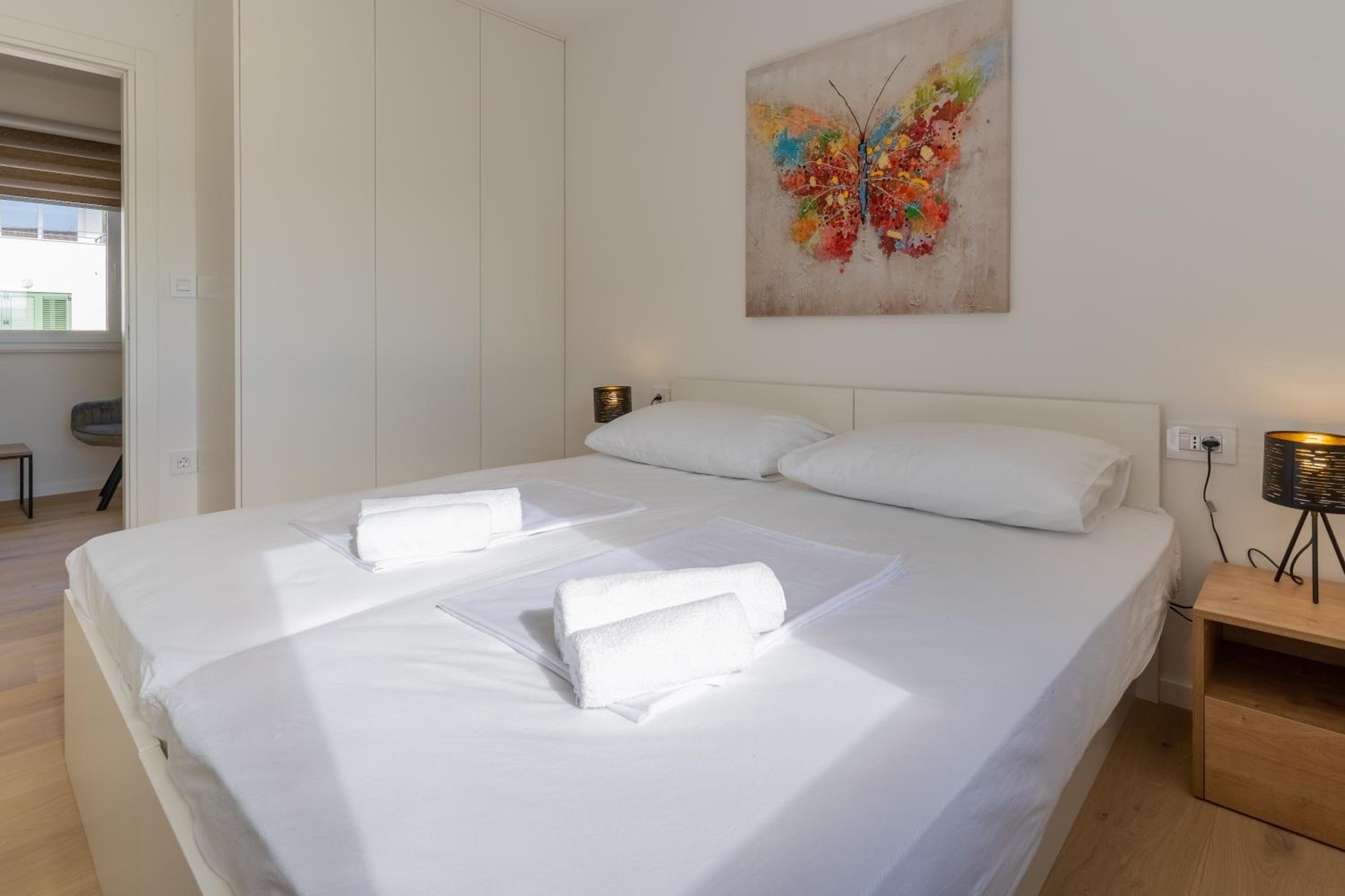 Best Sea View Apartment view 3