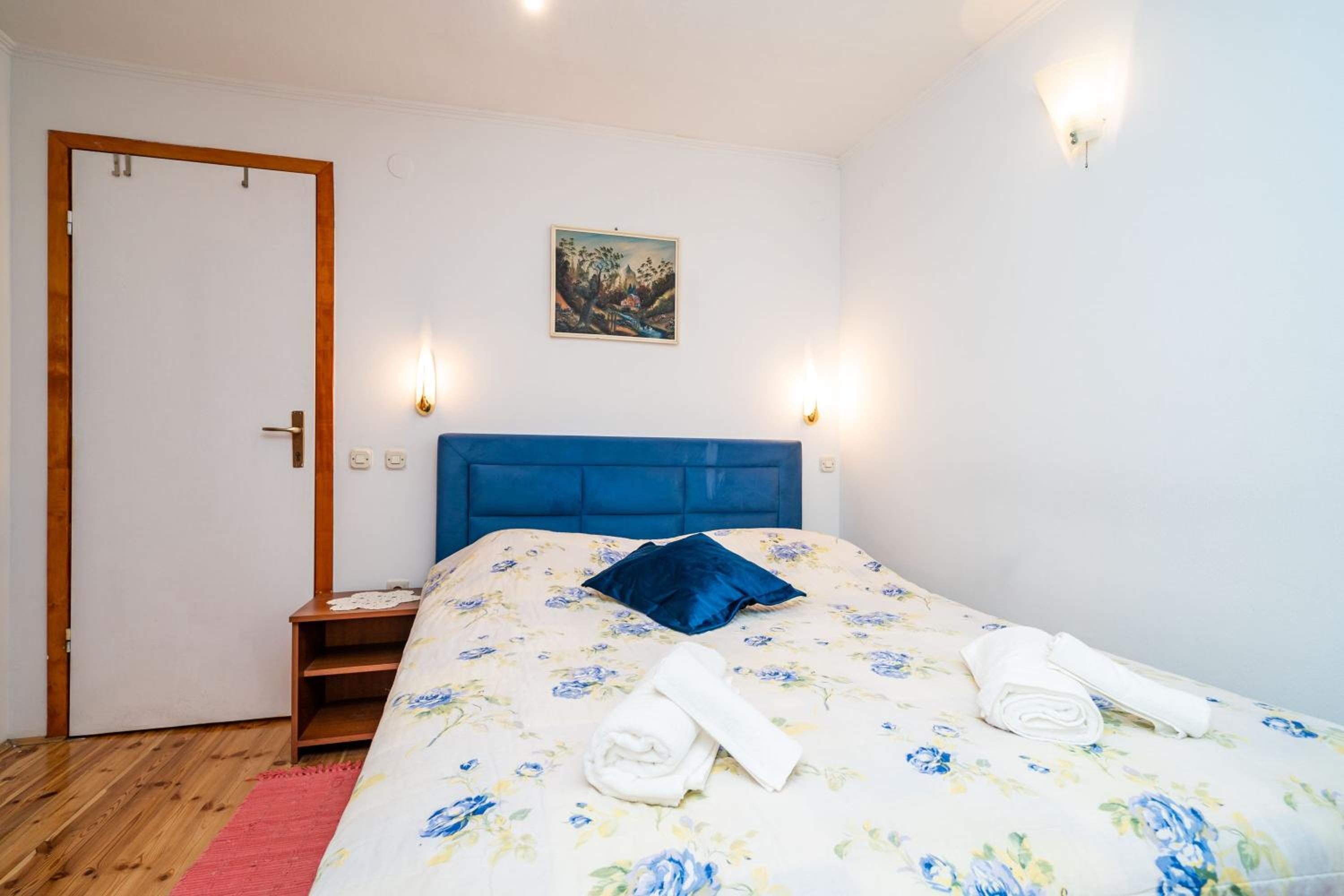 Rooms Fausta Old Town
