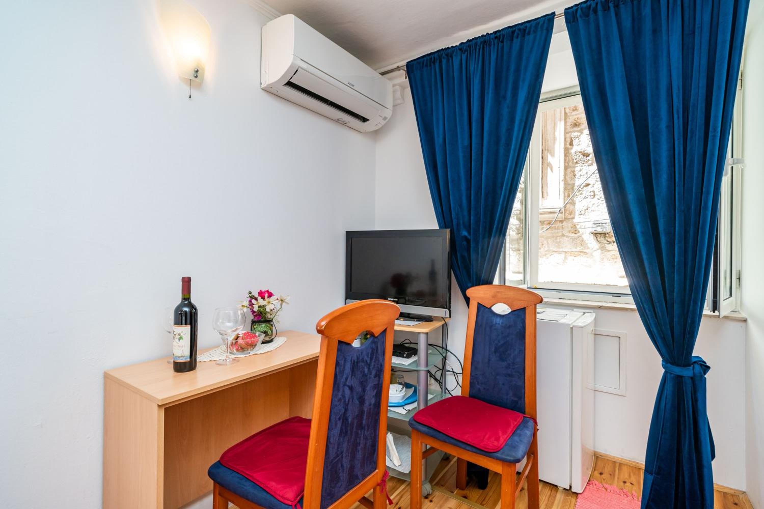 Rooms Fausta Old Town