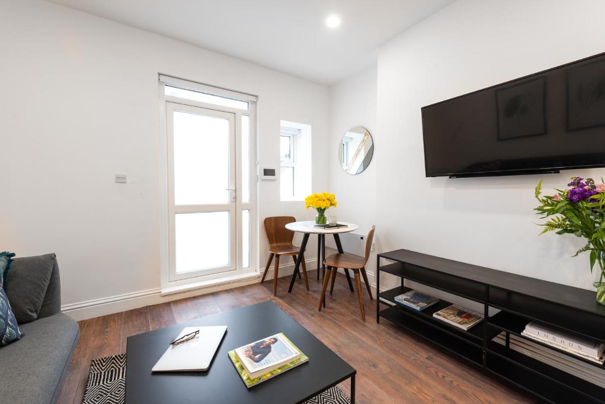Earl's Court by CAPITAL