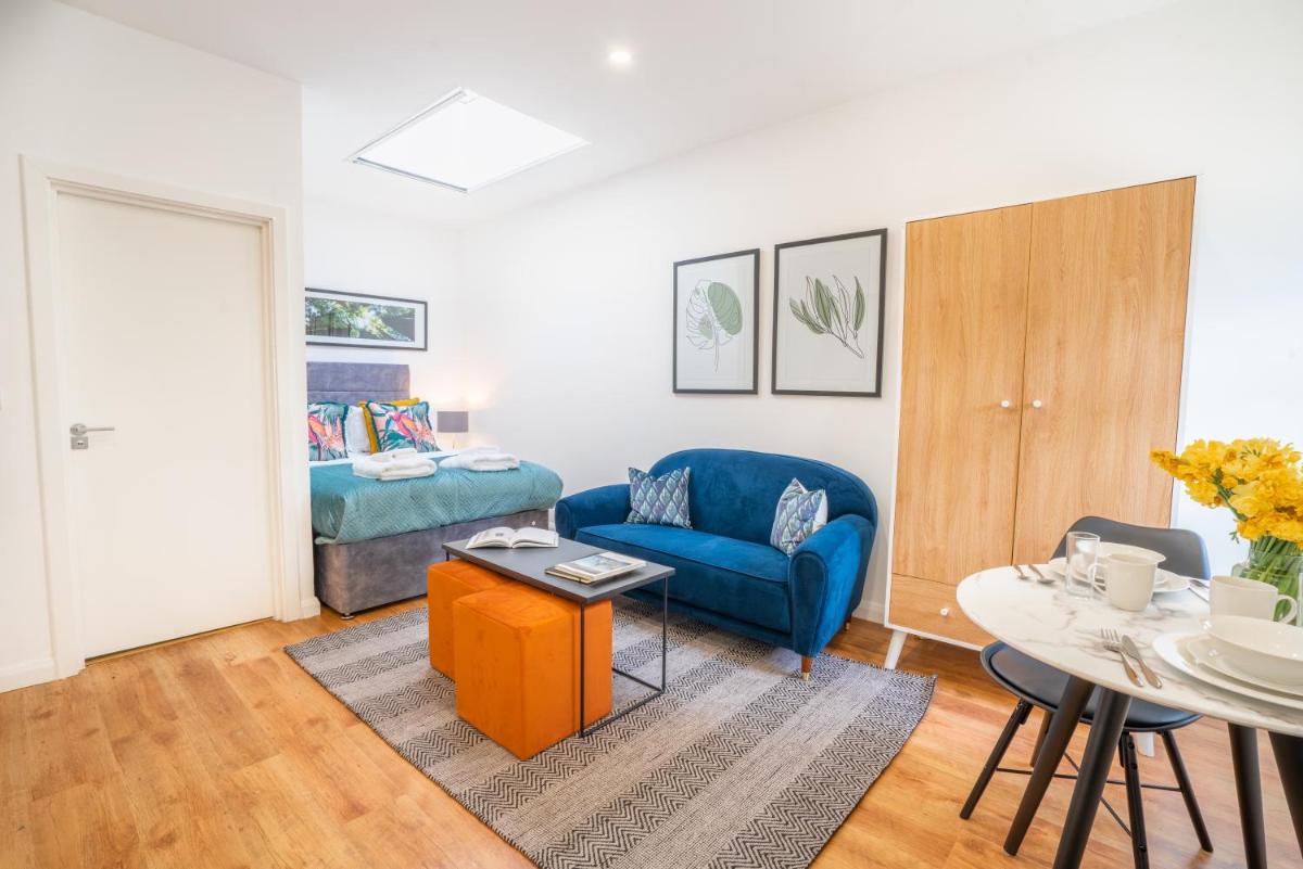 Earl's Court by CAPITAL