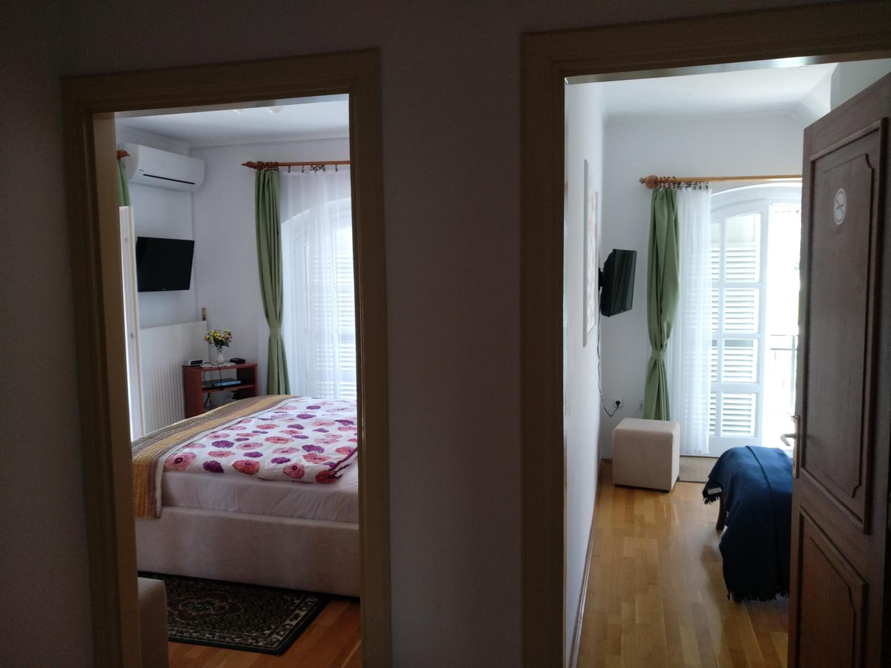 Photo 36