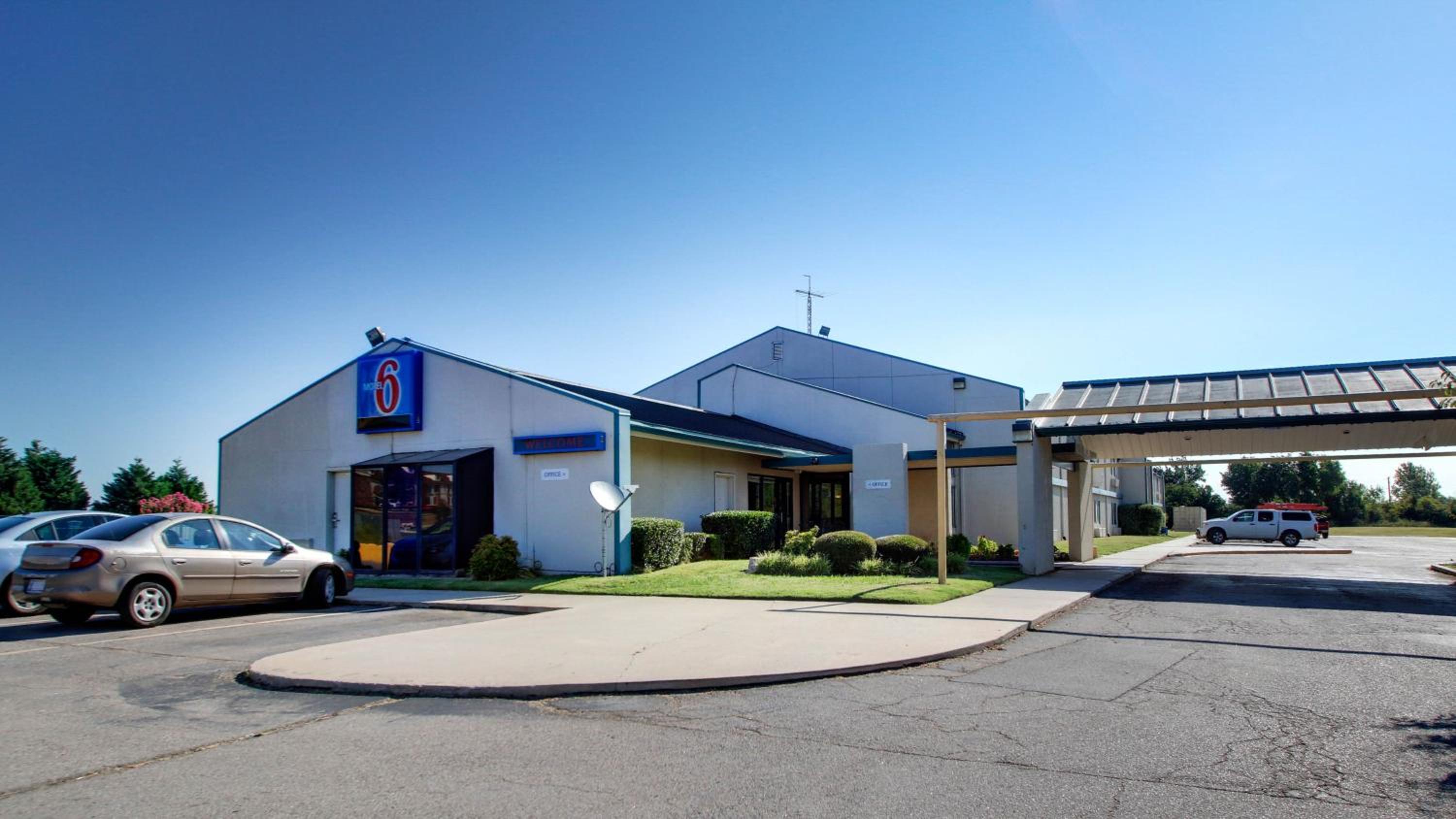 Quality Inn Shawnee North I-40