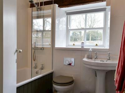 The Bailey Shepherd's Hut and Holiday Cottage view 4