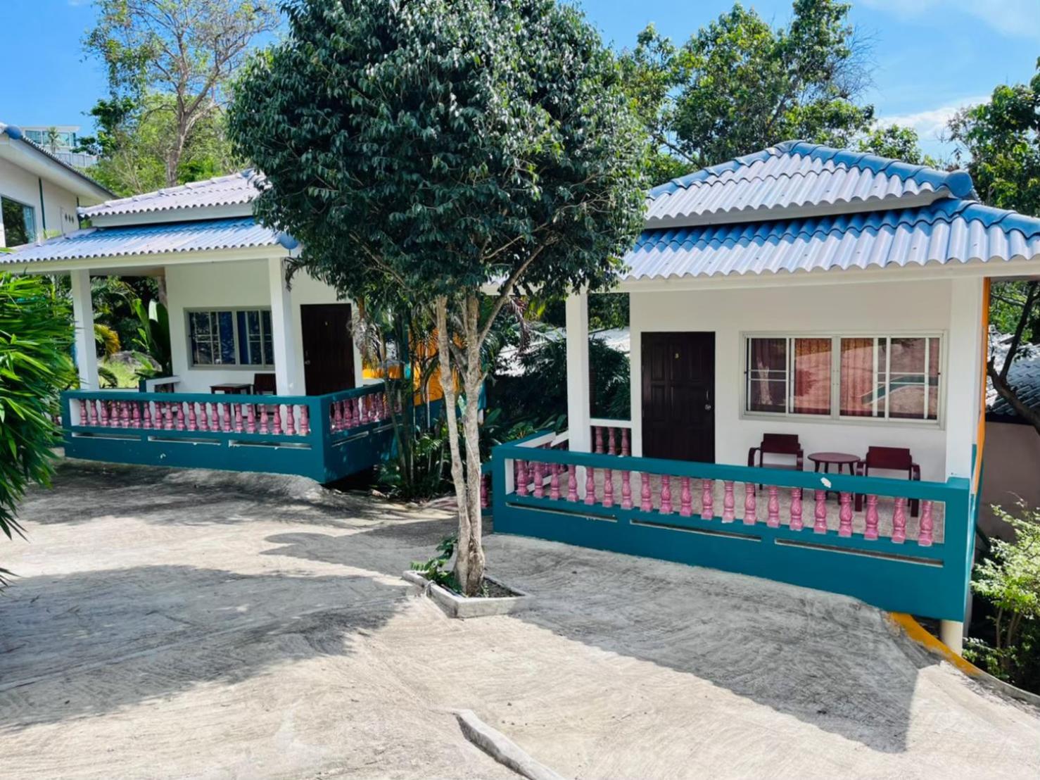 Dragon Hut Resort