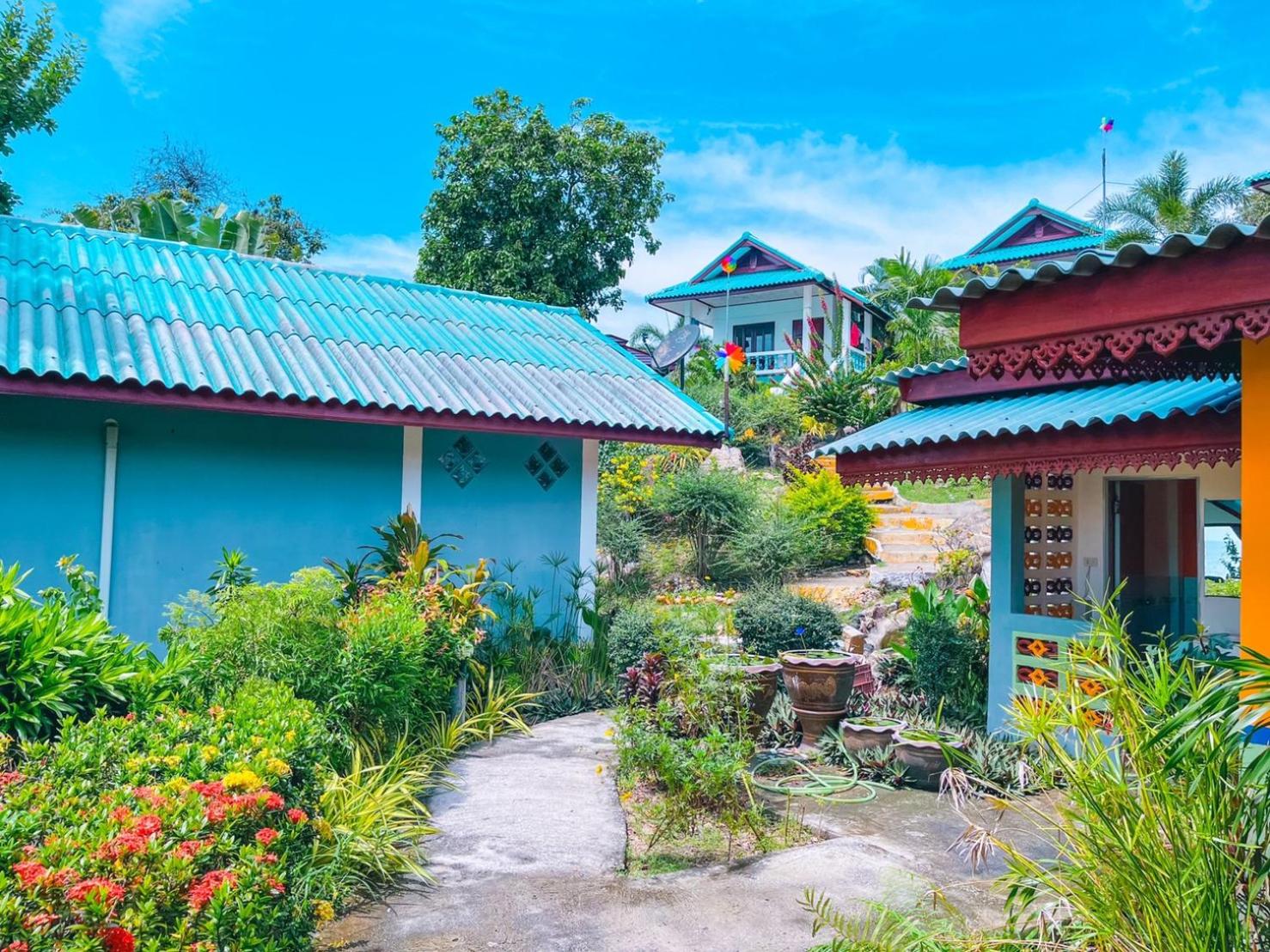 Dragon Hut Resort