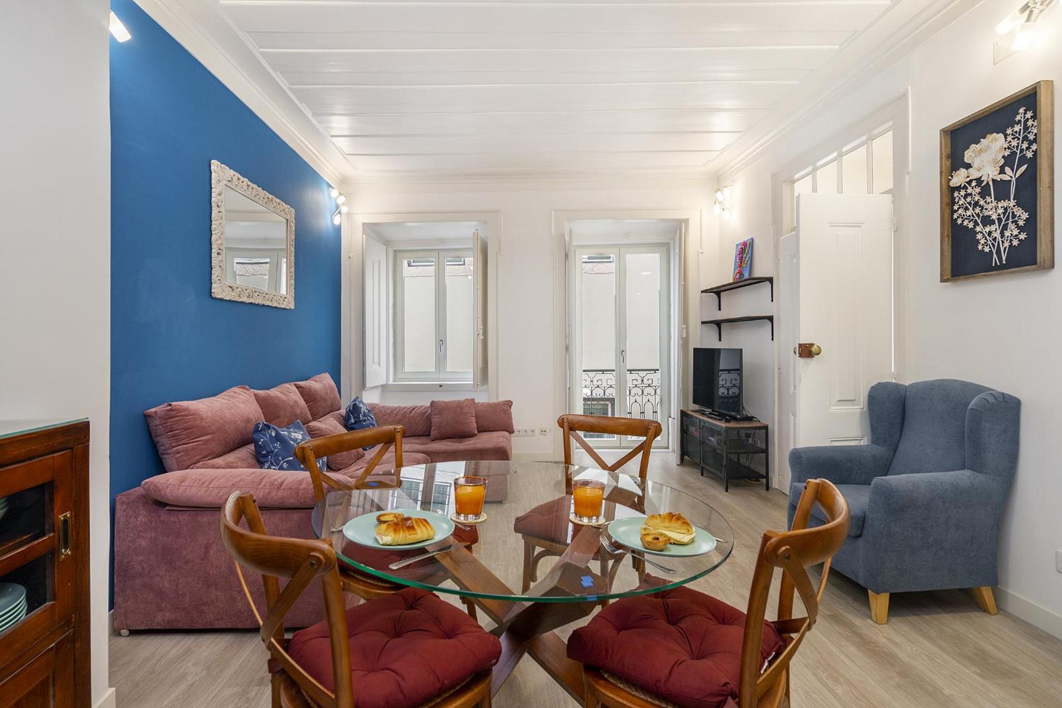 WHome Bairro Alto 2-Bed Central Location Fully Equipped view 4