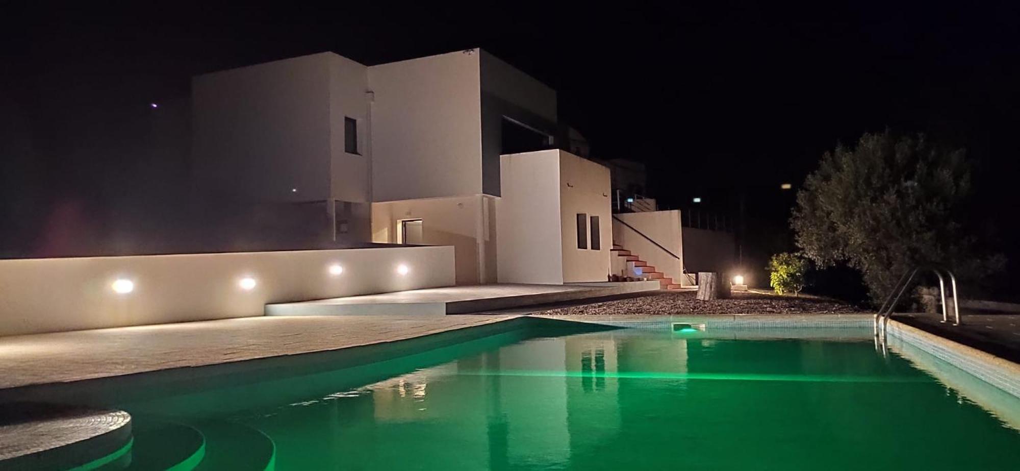 Made iN2 Creative Guest House view 5